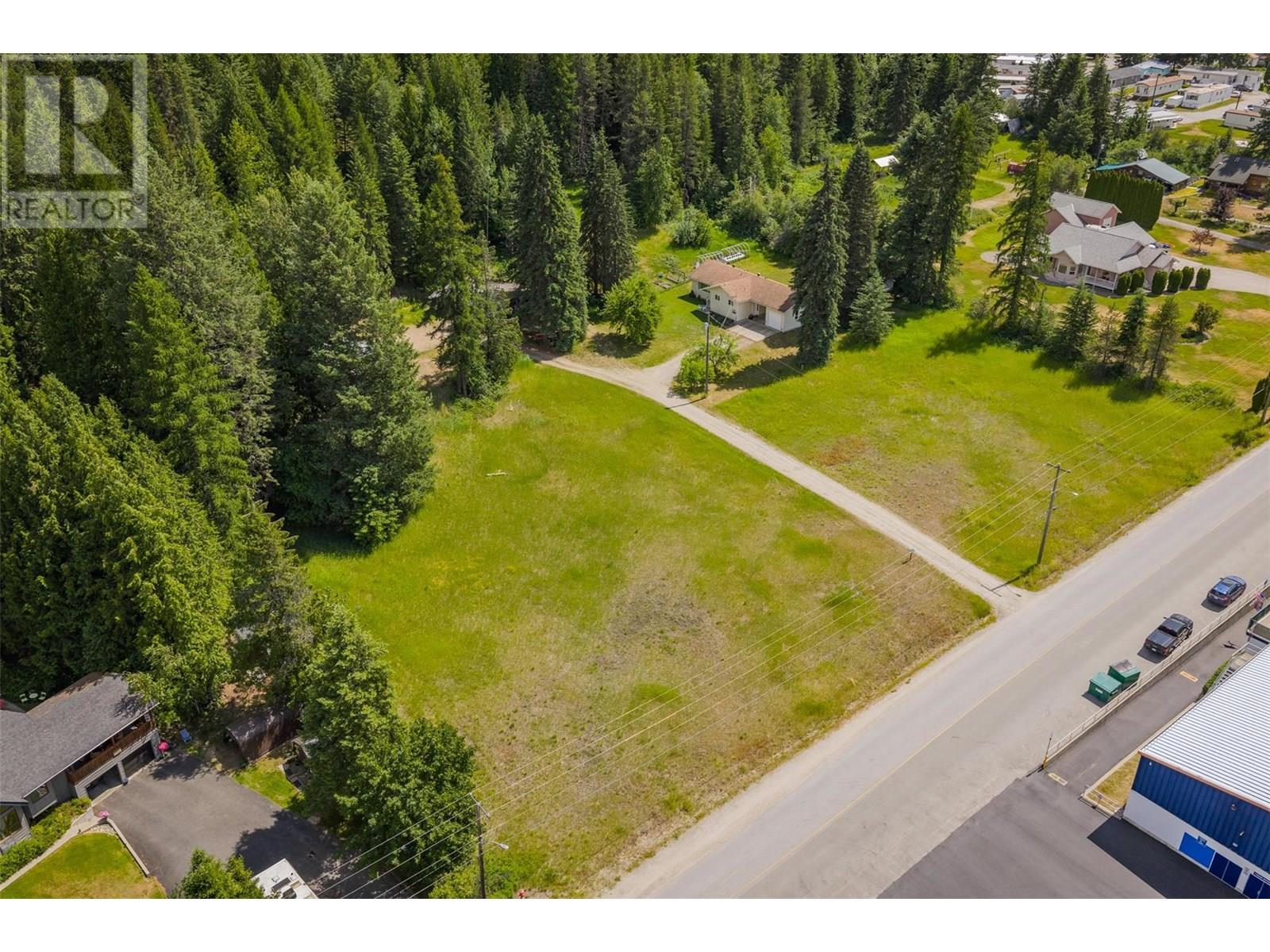 1764 Green Road, Fruitvale, British Columbia  V0G 1L0 - Photo 48 - 10353146