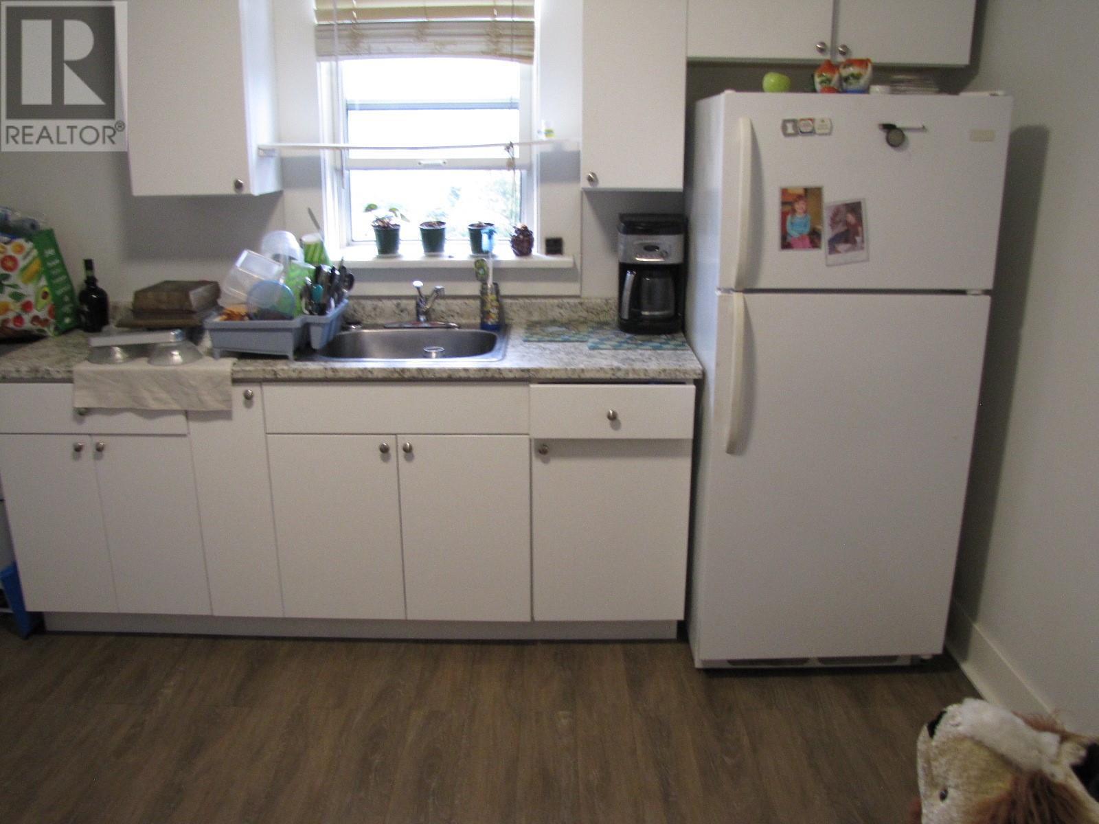 860 Schofield Highway, Warfield, British Columbia  V1R 2G9 - Photo 12 - 10353447