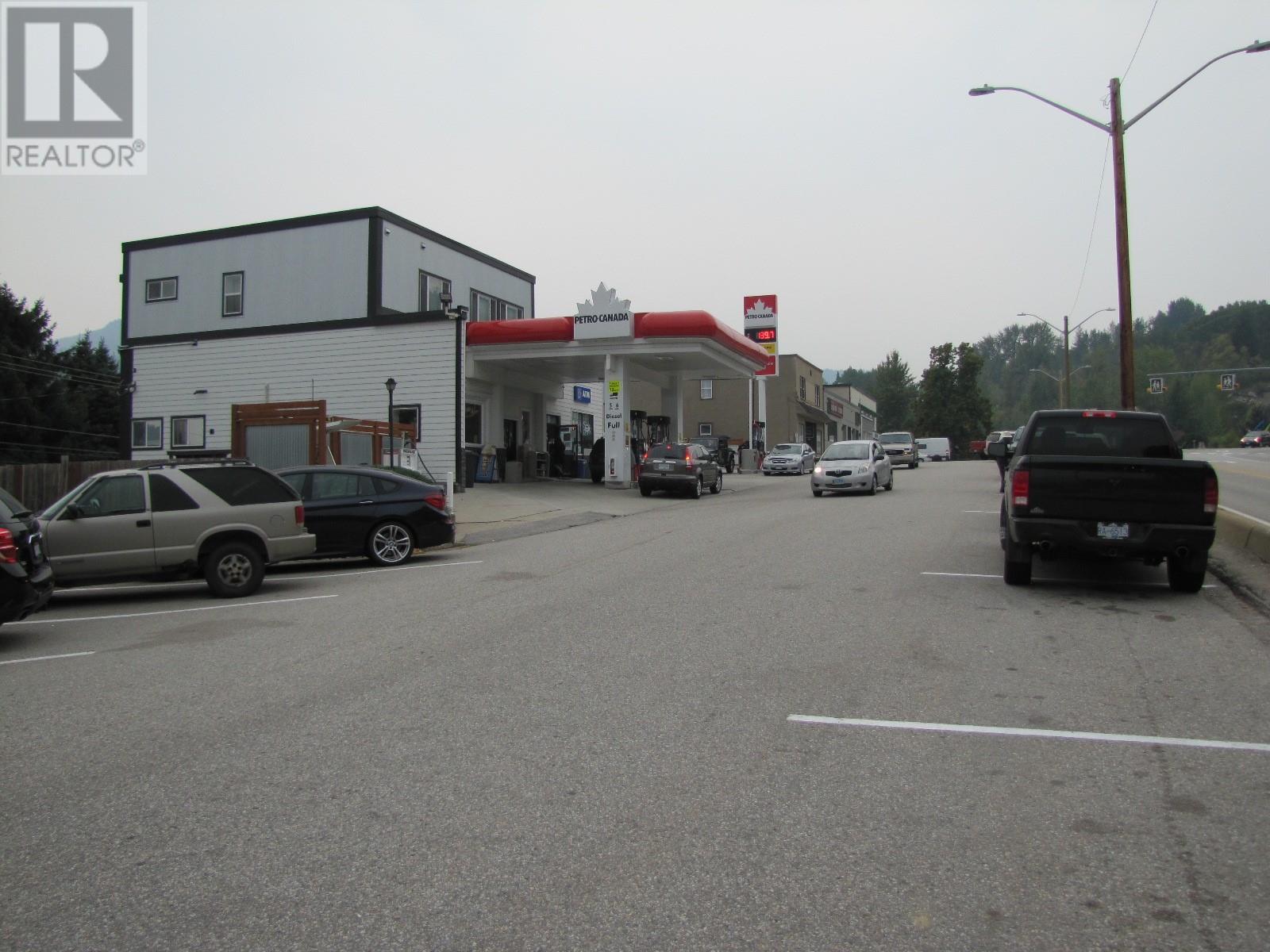 860 Schofield Highway, Warfield, British Columbia  V1R 2G9 - Photo 24 - 10353447