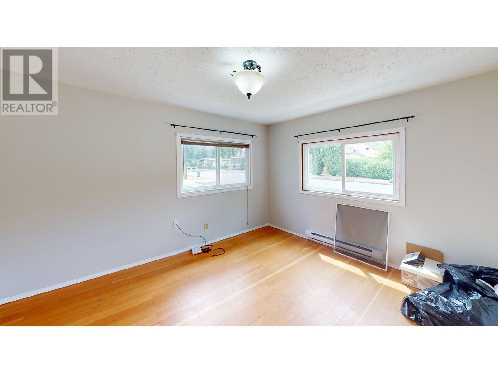 2217 Seventh Avenue, Trail, British Columbia  V1R 3C9 - Photo 10 - 10352813