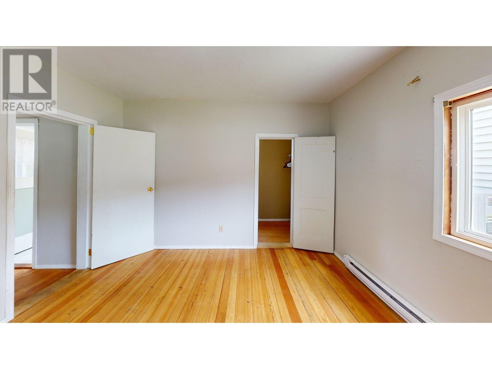 2217 Seventh Avenue, Trail, British Columbia  V1R 3C9 - Photo 13 - 10352813