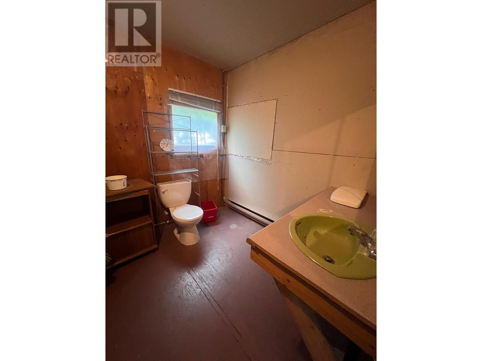 4421 Slocan River Road, Winlaw, British Columbia  V0G 2J0 - Photo 10 - 10353219