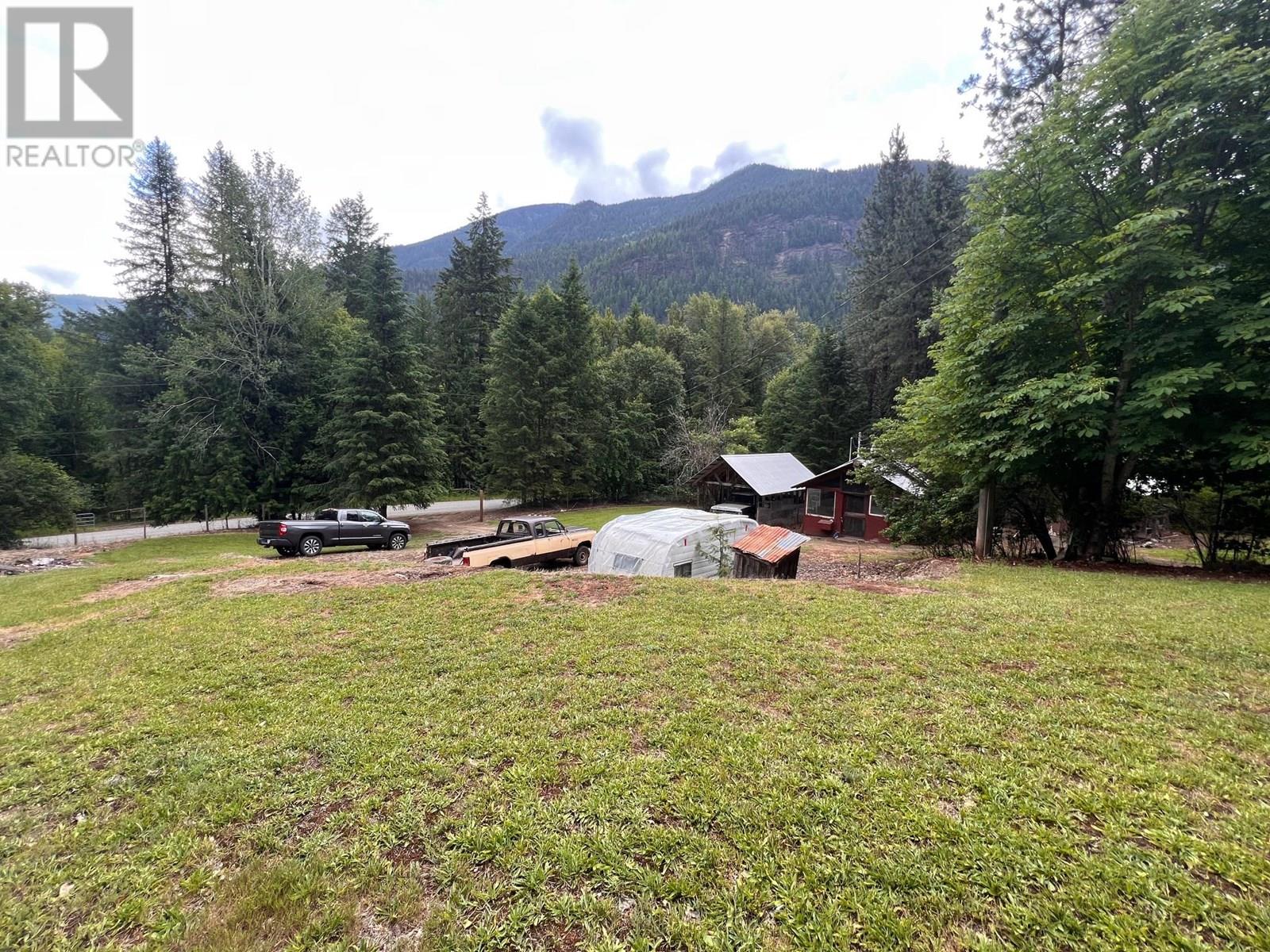 4421 Slocan River Road, Winlaw, British Columbia  V0G 2J0 - Photo 19 - 10353219