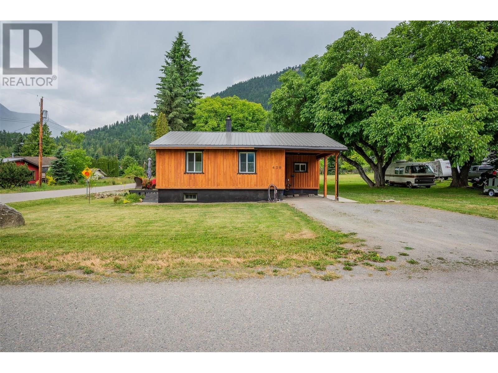 439 View Street, Kaslo, British Columbia  V0G 1M0 - Photo 11 - 10353228