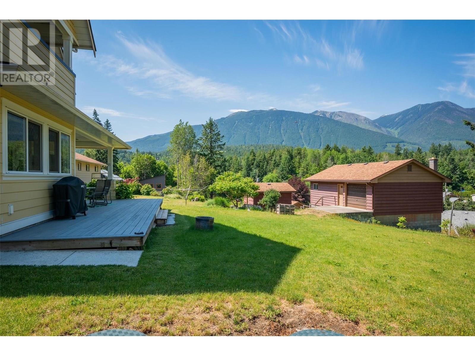 509 6th Street, Kaslo, British Columbia  V0G 1M0 - Photo 11 - 10353227