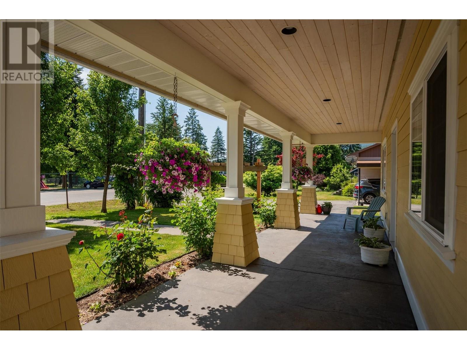 509 6th Street, Kaslo, British Columbia  V0G 1M0 - Photo 18 - 10353227