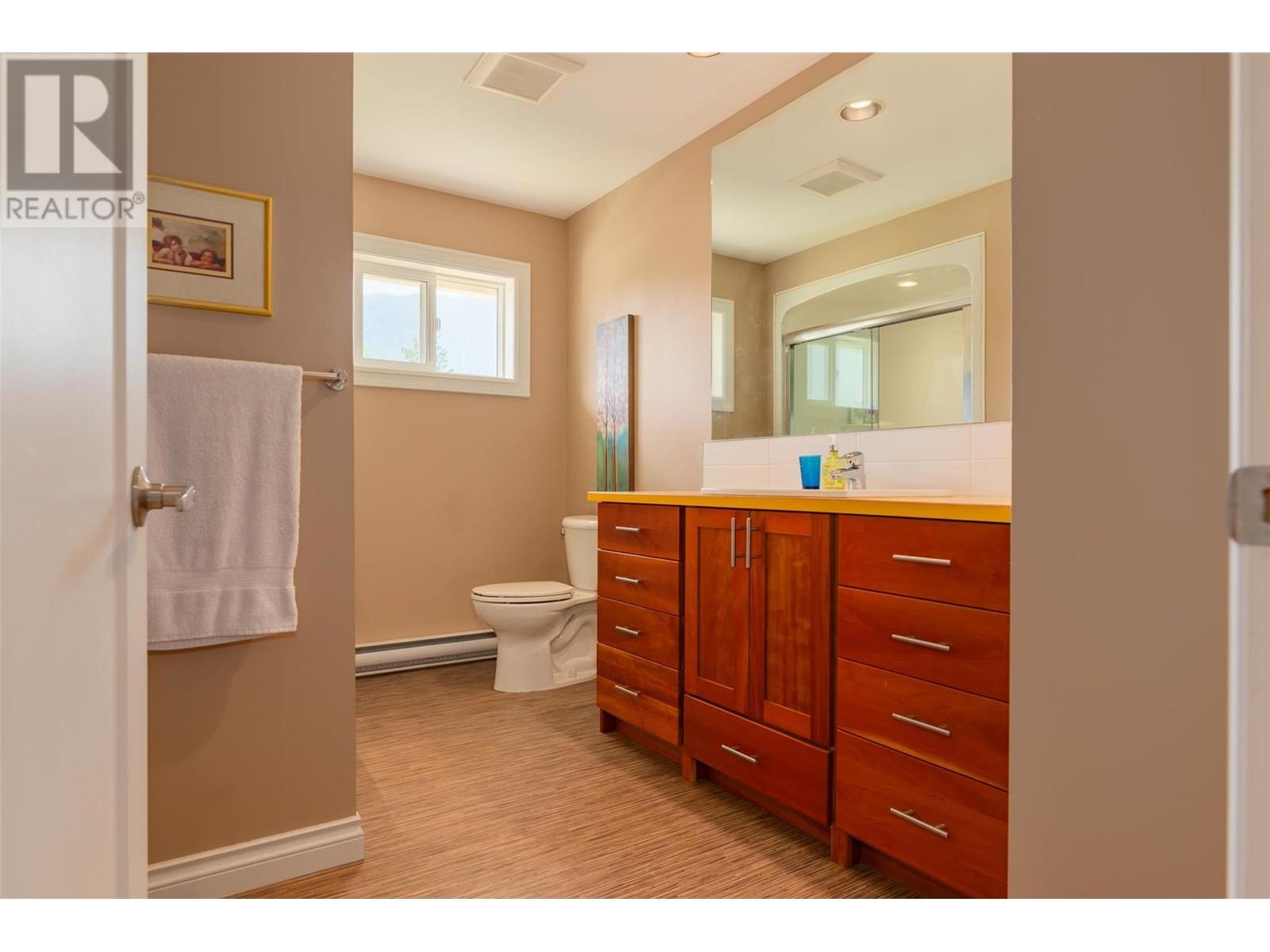 509 6th Street, Kaslo, British Columbia  V0G 1M0 - Photo 50 - 10353227