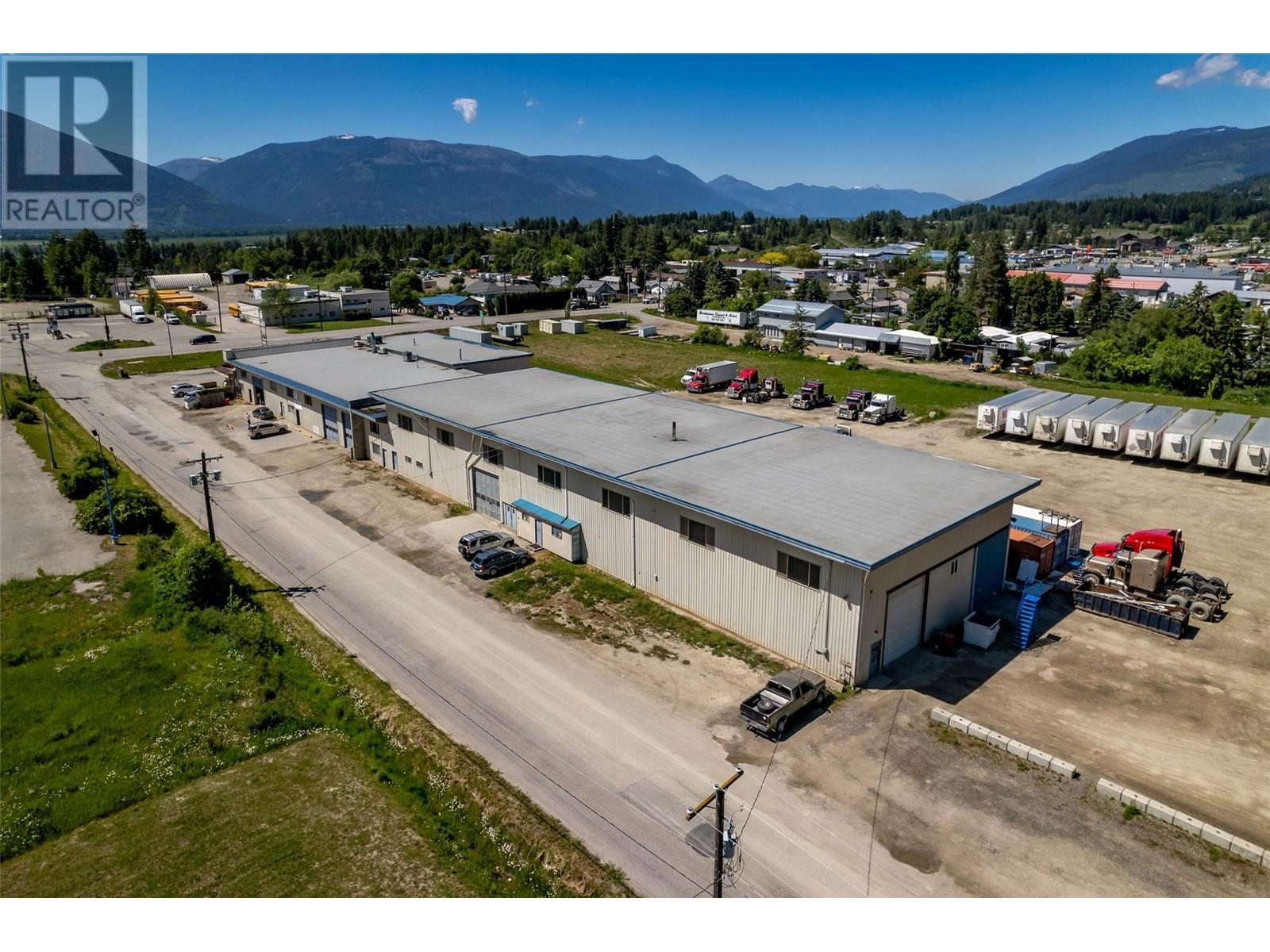 1420 Northwest Boulevard, Creston, British Columbia  V0G 1B6 - Photo 7 - 10353681