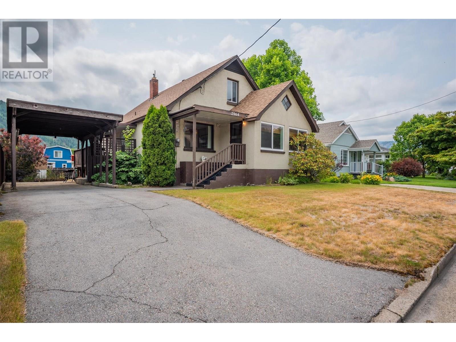 2064 Seventh Avenue, Trail, British Columbia  V1R 3C5 - Photo 1 - 10353631
