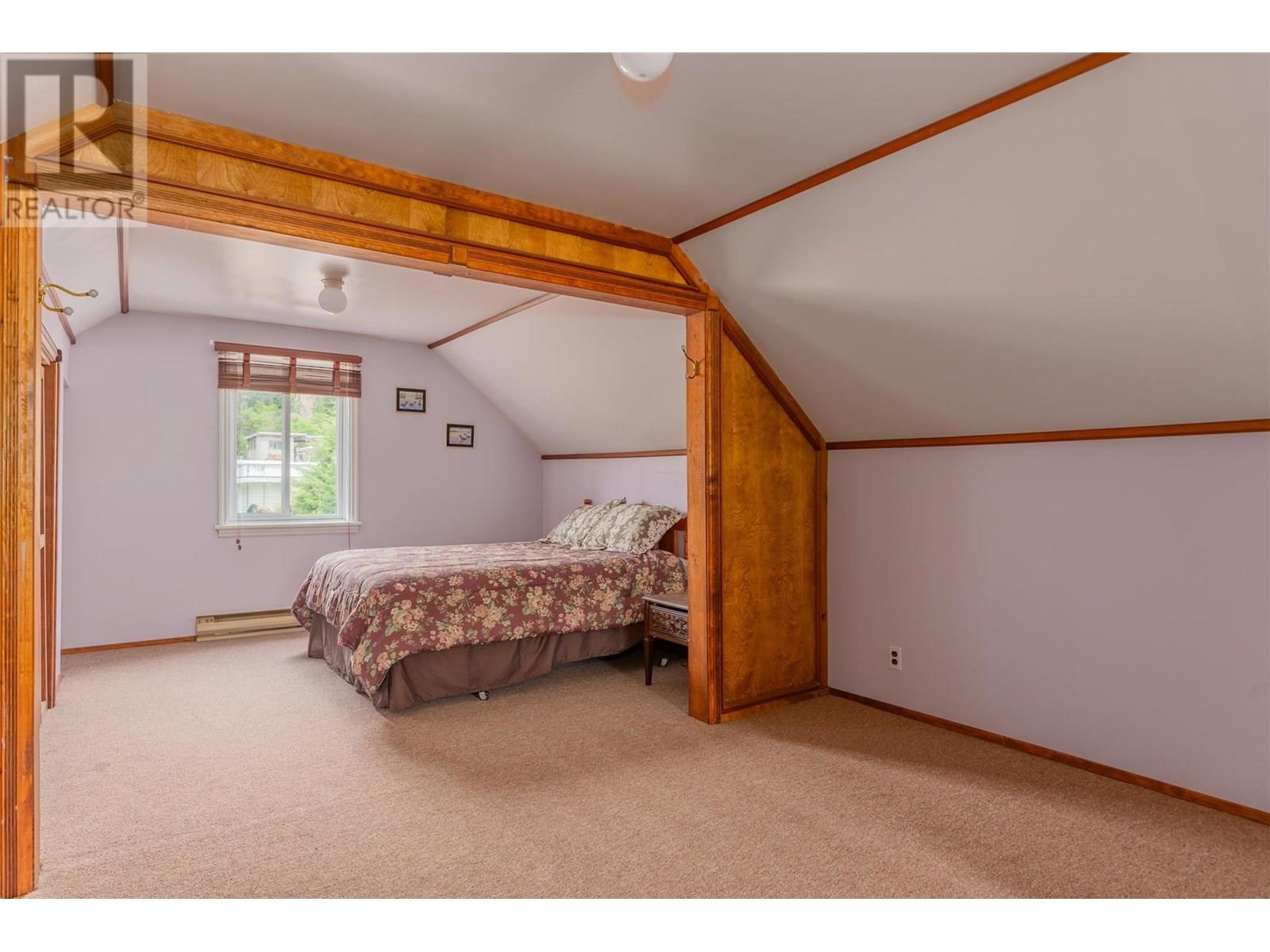 2064 Seventh Avenue, Trail, British Columbia  V1R 3C5 - Photo 18 - 10353631