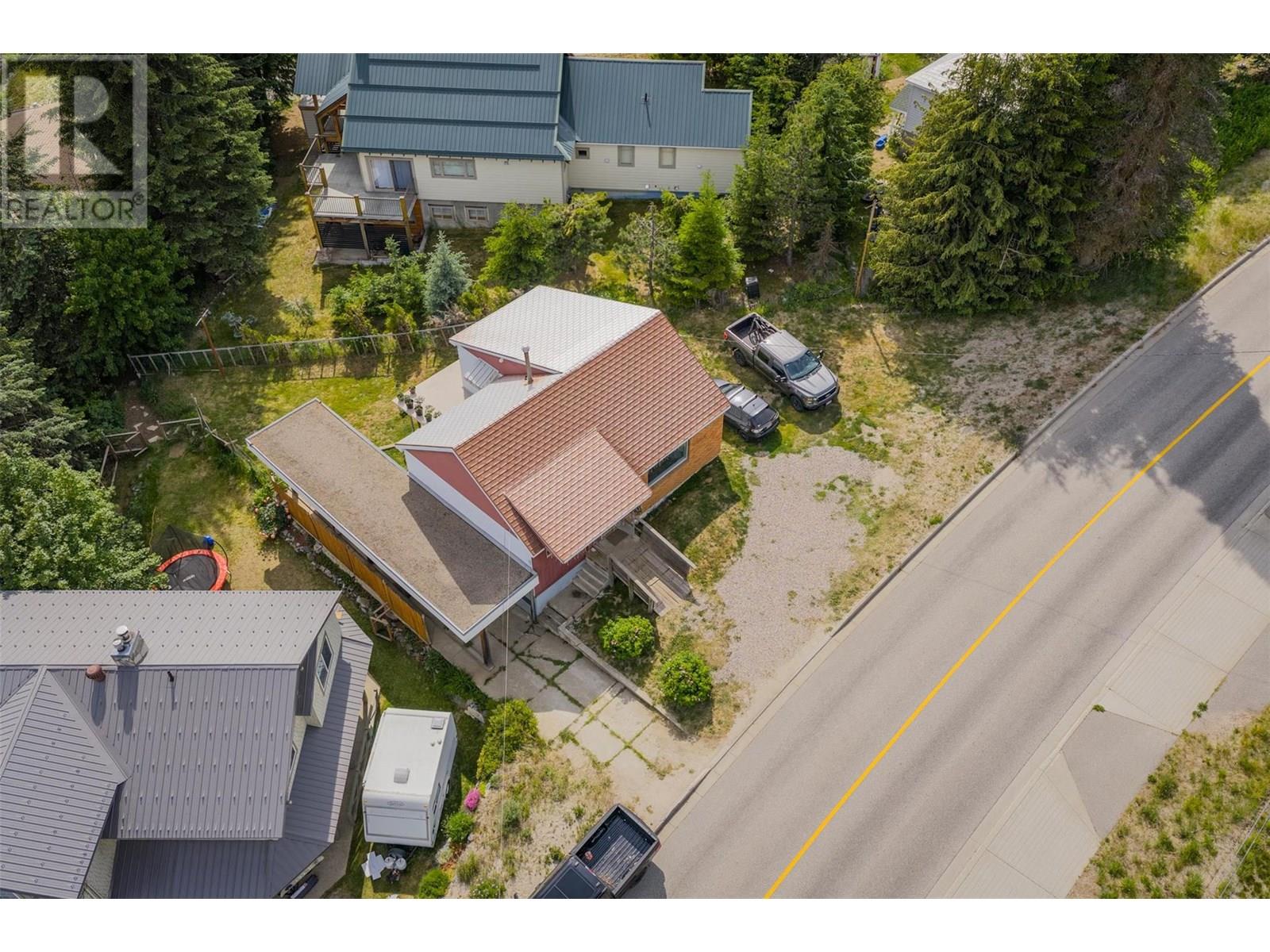 1953 Plewman Way, Rossland, British Columbia  V0G 1Y0 - Photo 51 - 10353239