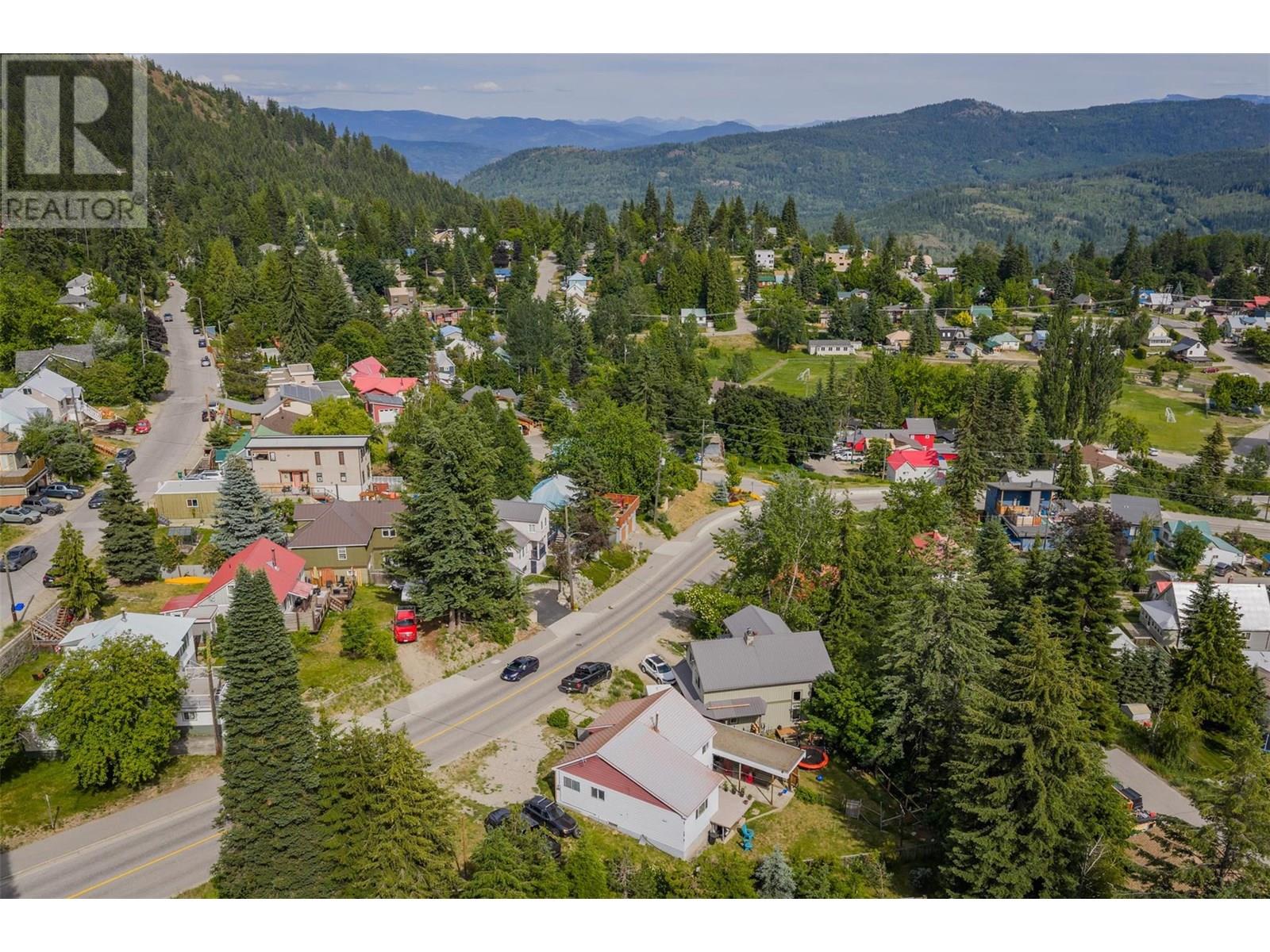 1953 Plewman Way, Rossland, British Columbia  V0G 1Y0 - Photo 57 - 10353239