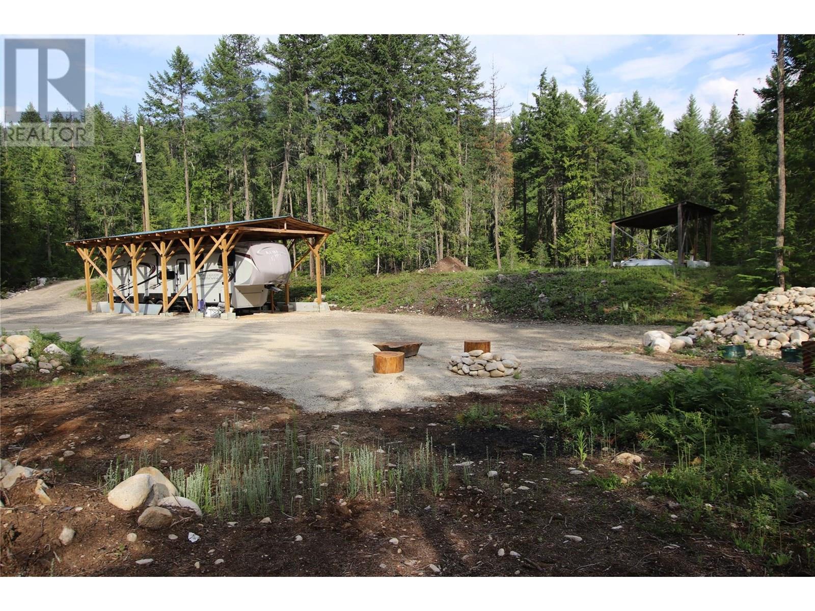 854 Alexander Road, Nakusp, British Columbia  V0G 1R1 - Photo 8 - 10353334