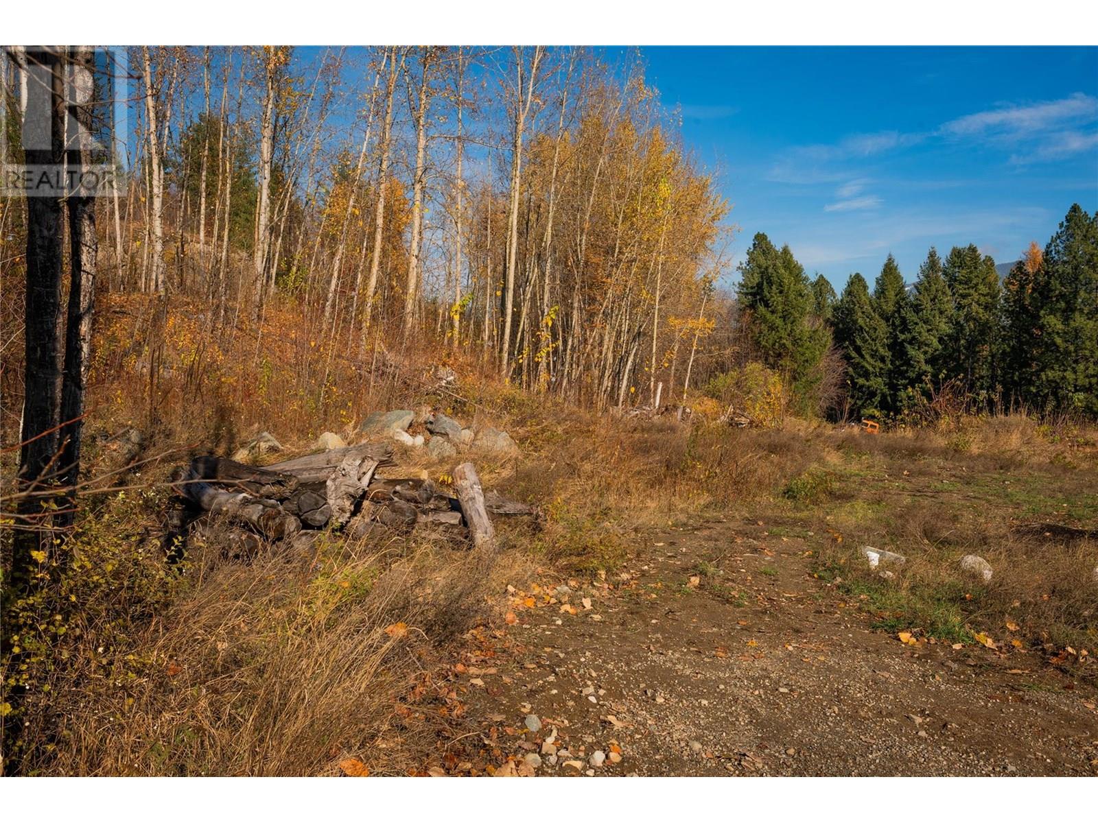 220 Whitman Way, Warfield, British Columbia  V1R 4T9 - Photo 6 - 10353944
