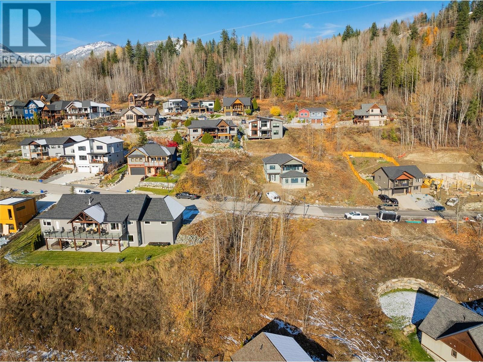 933 Redstone Drive, Rossland, British Columbia  V0G 1Y0 - Photo 1 - 10353950
