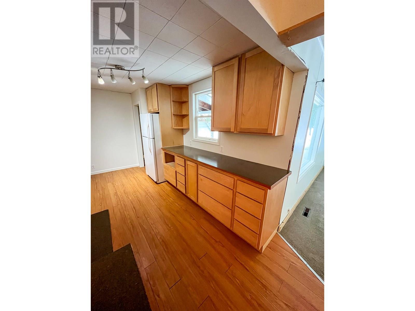 223 Riverside Avenue, Salmo, British Columbia  V0G 1Z0 - Photo 15 - 10353799