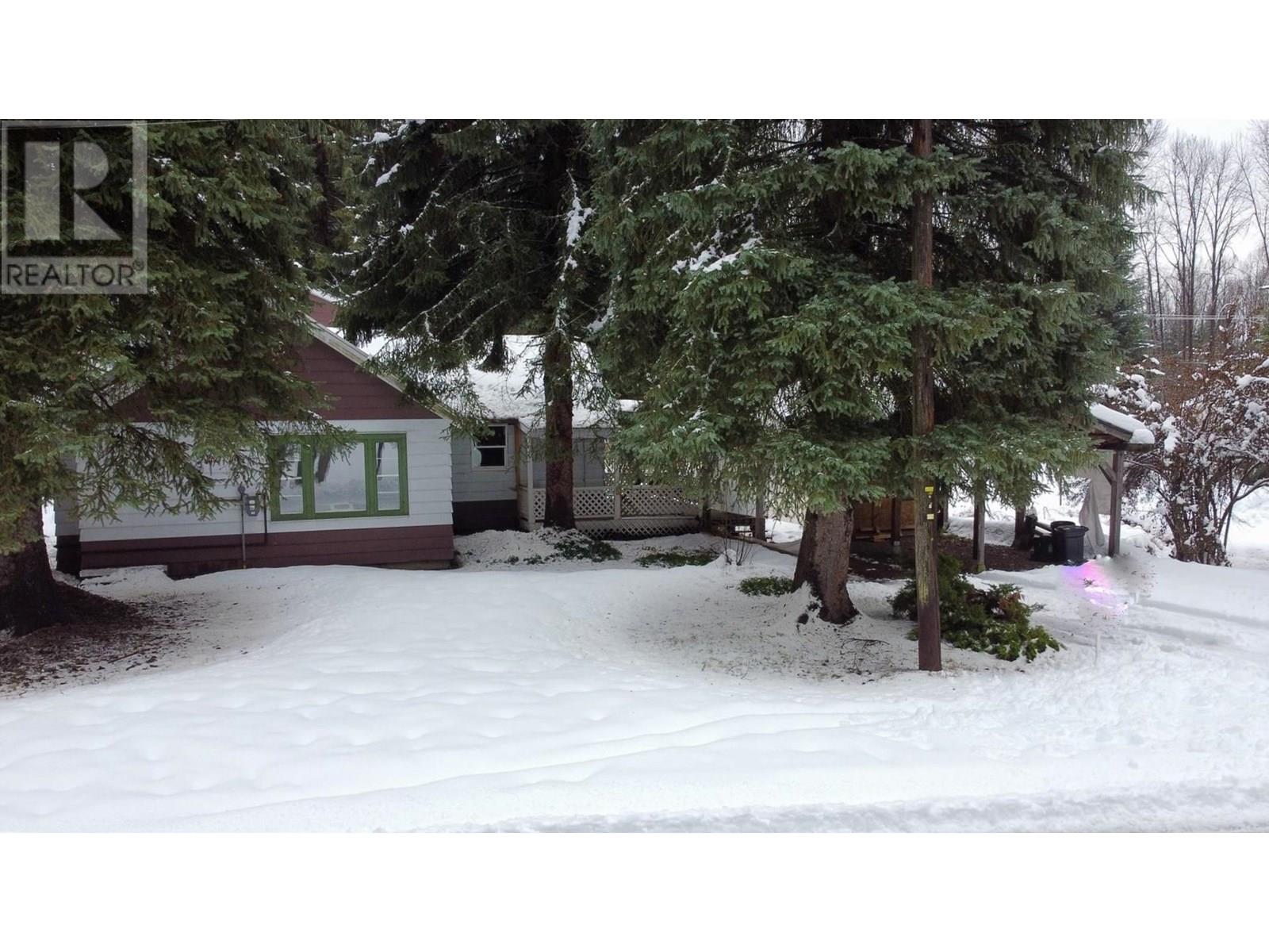 223 Riverside Avenue, Salmo, British Columbia  V0G 1Z0 - Photo 46 - 10353799