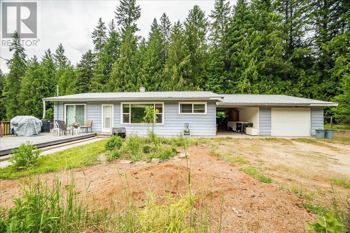 3814 Passmore Upper Road, Passmore, British Columbia  V0G 2J0 - Photo 1 - 10353986
