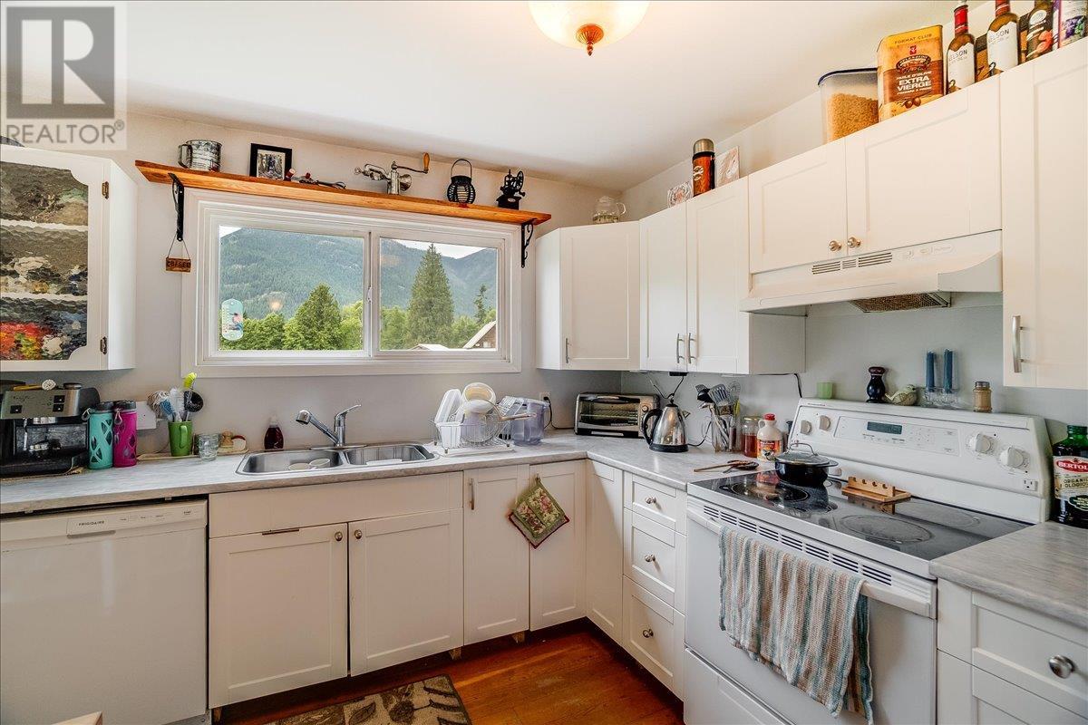 3814 Passmore Upper Road, Passmore, British Columbia  V0G 2J0 - Photo 11 - 10353986