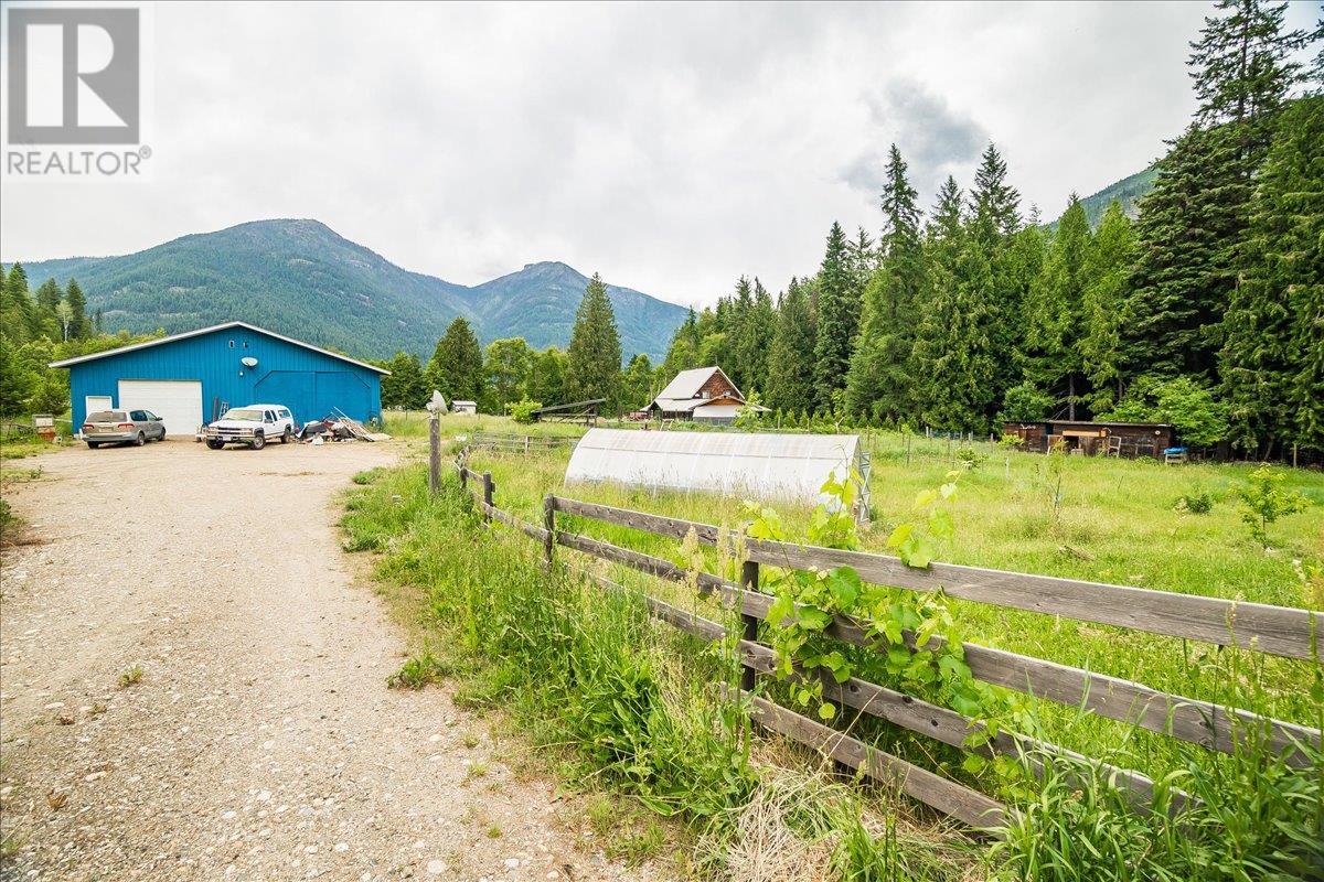 3814 Passmore Upper Road, Passmore, British Columbia  V0G 2J0 - Photo 17 - 10353986