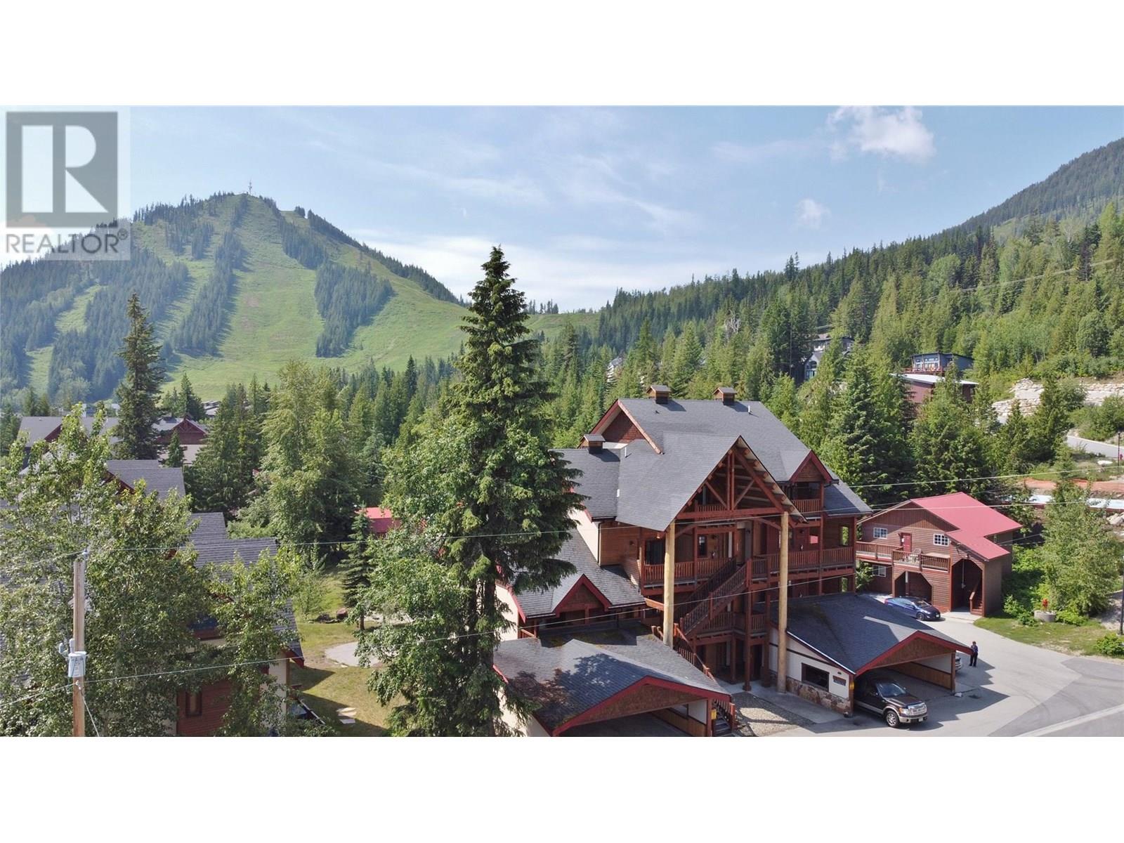1080 Olaus Way Unit# 3a, Rossland, British Columbia  V0G 1Y0 - Photo 2 - 10353474