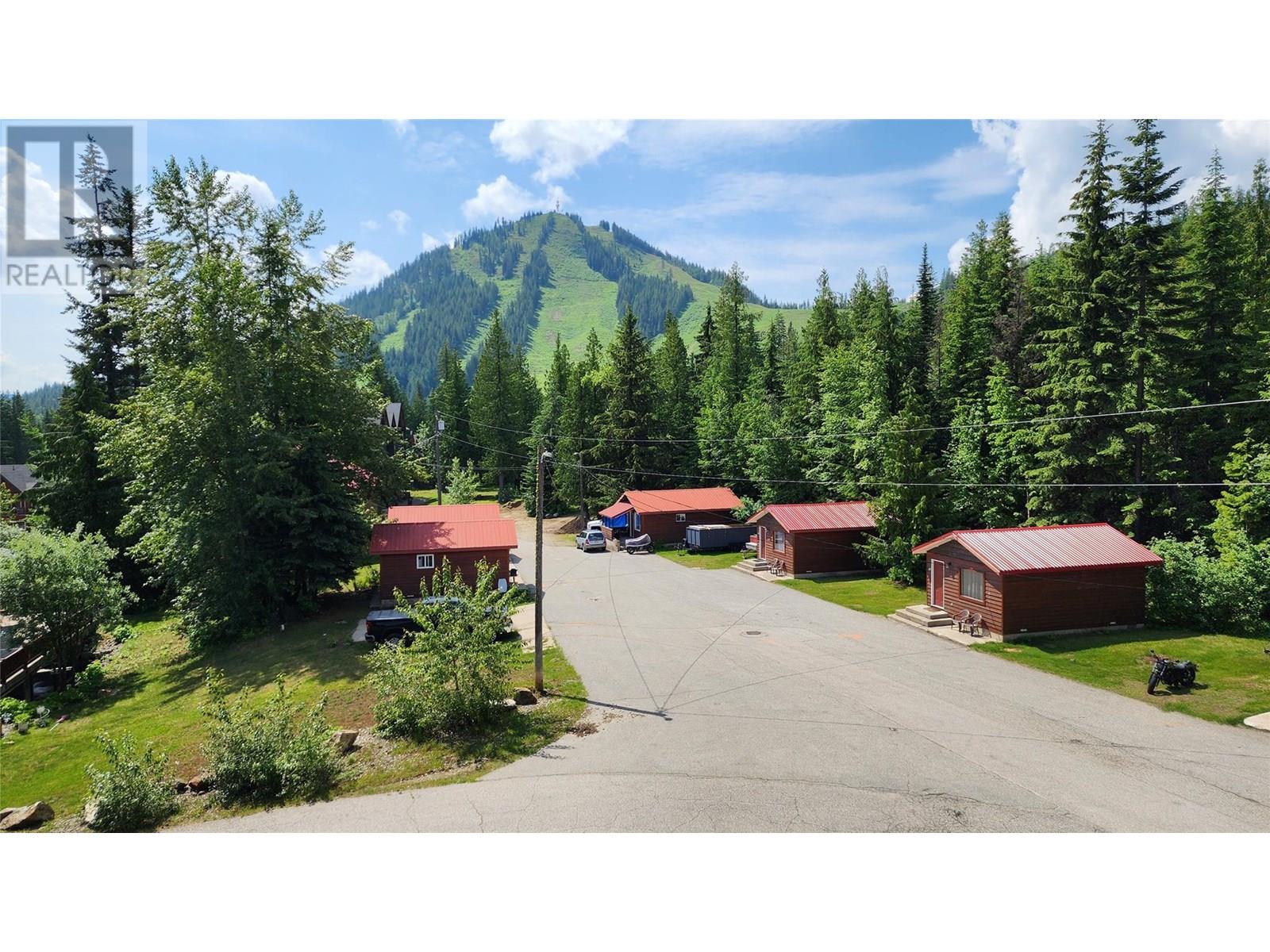 1080 Olaus Way Unit# 3a, Rossland, British Columbia  V0G 1Y0 - Photo 24 - 10353474