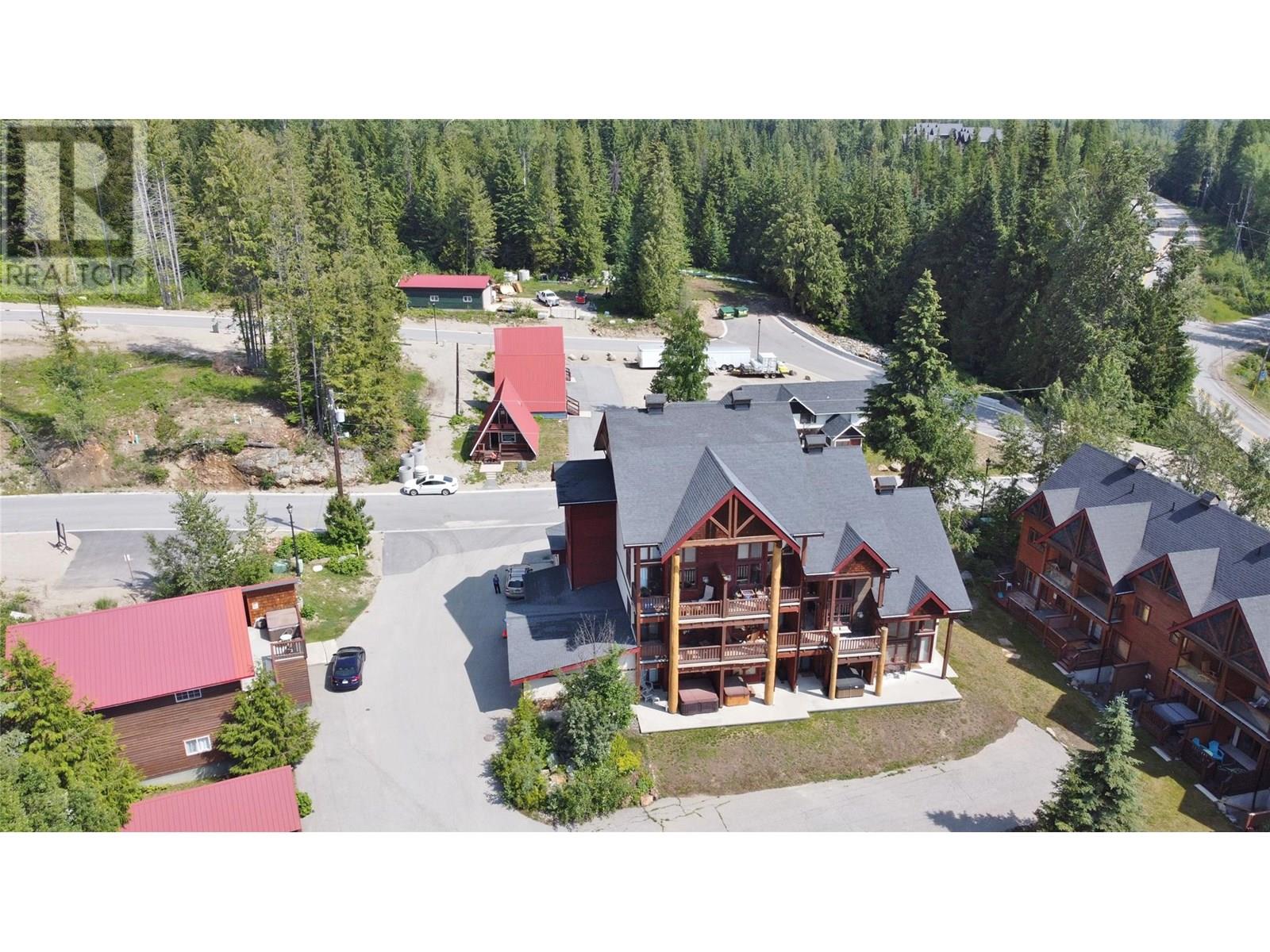 1080 Olaus Way Unit# 3a, Rossland, British Columbia  V0G 1Y0 - Photo 32 - 10353474