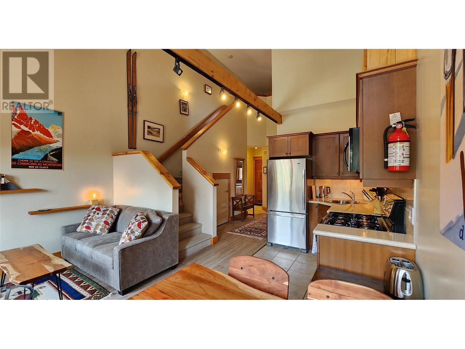 1080 Olaus Way Unit# 3a, Rossland, British Columbia  V0G 1Y0 - Photo 9 - 10353474