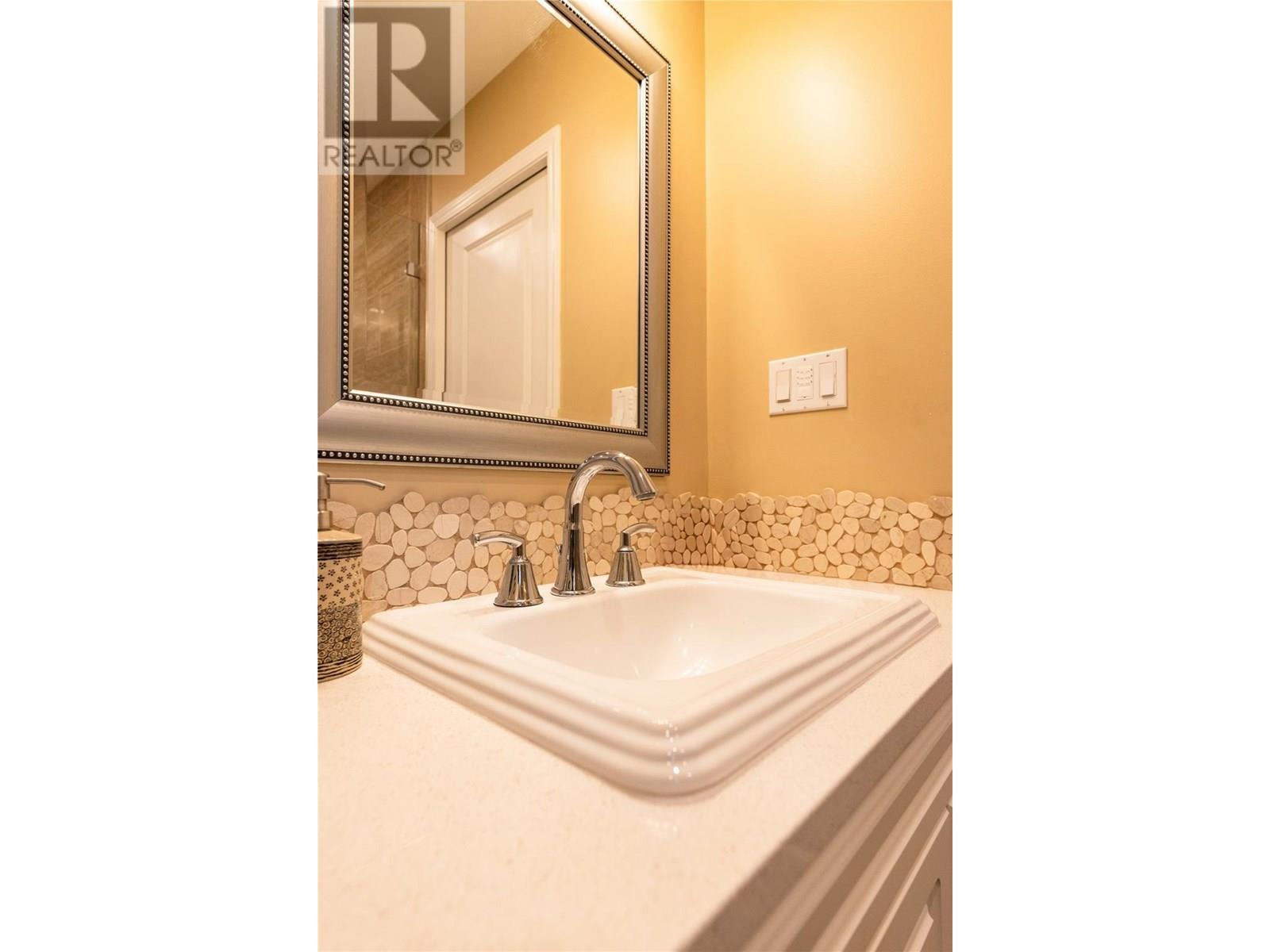 603 Fletcher Avenue, Slocan, British Columbia  V0G 2C0 - Photo 24 - 10353619