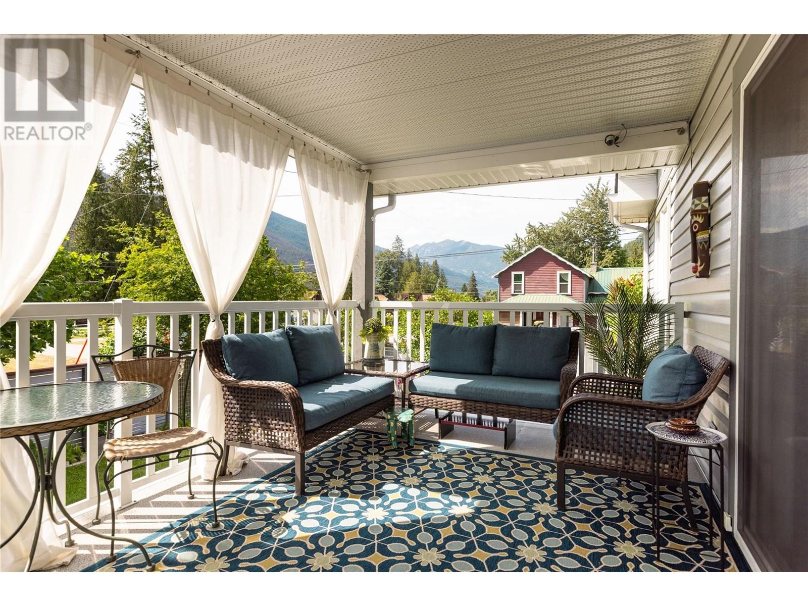 603 Fletcher Avenue, Slocan, British Columbia  V0G 2C0 - Photo 39 - 10353619