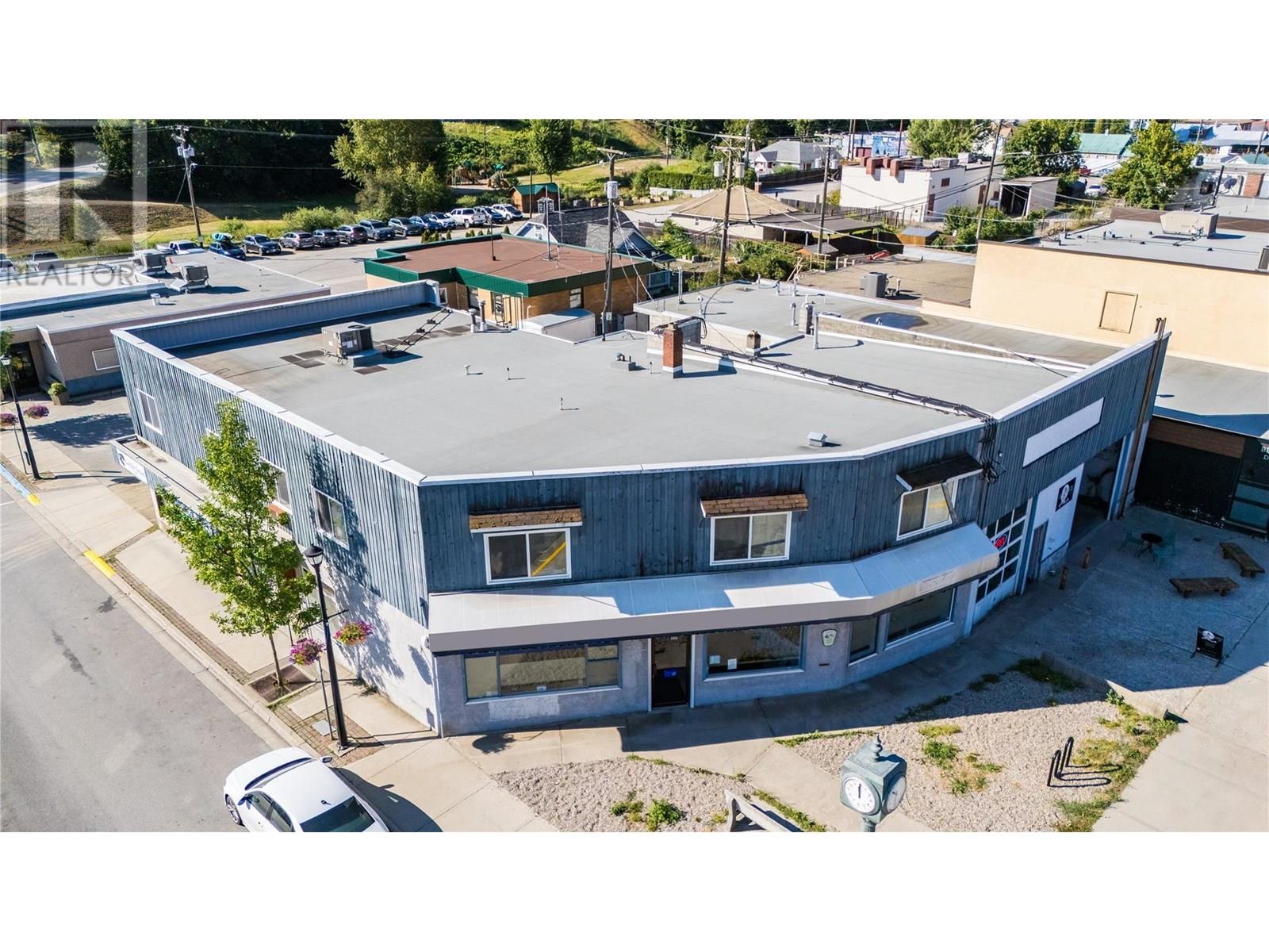 1967 Columbia Gardens Road, Fruitvale, British Columbia  V0G 1L0 - Photo 38 - 10349538