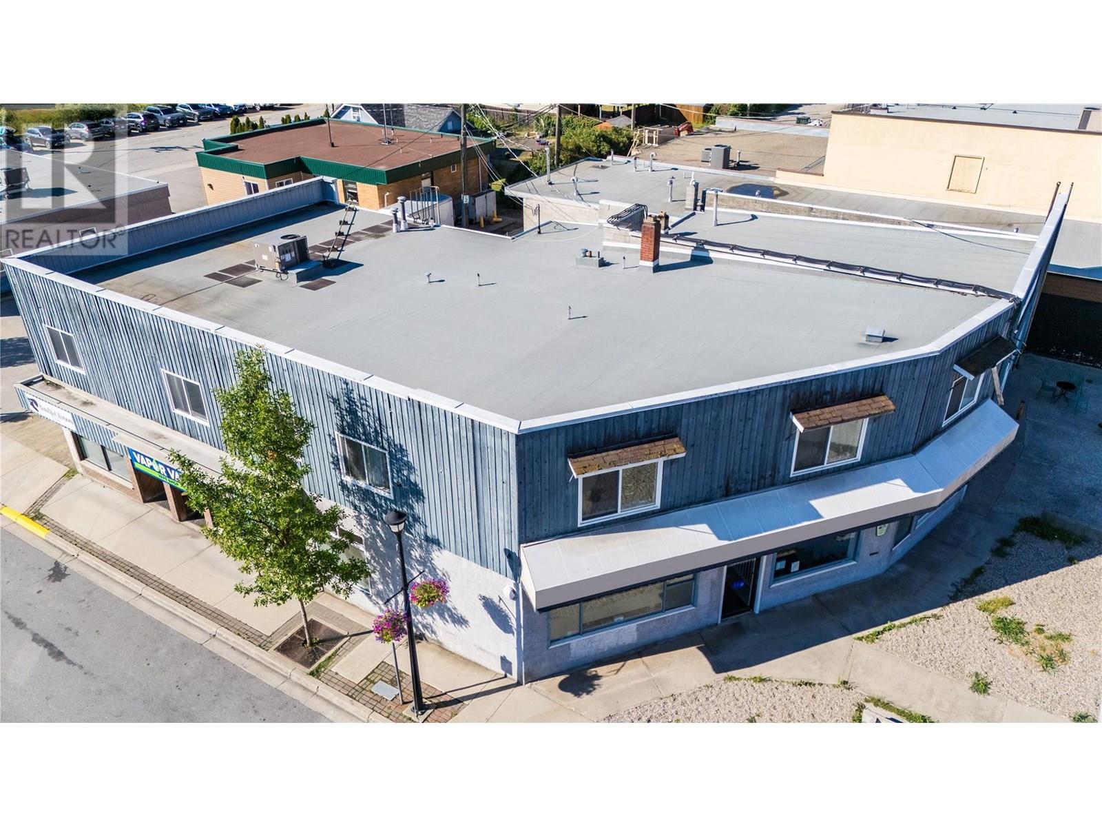 1967 Columbia Gardens Road, Fruitvale, British Columbia  V0G 1L0 - Photo 39 - 10349538