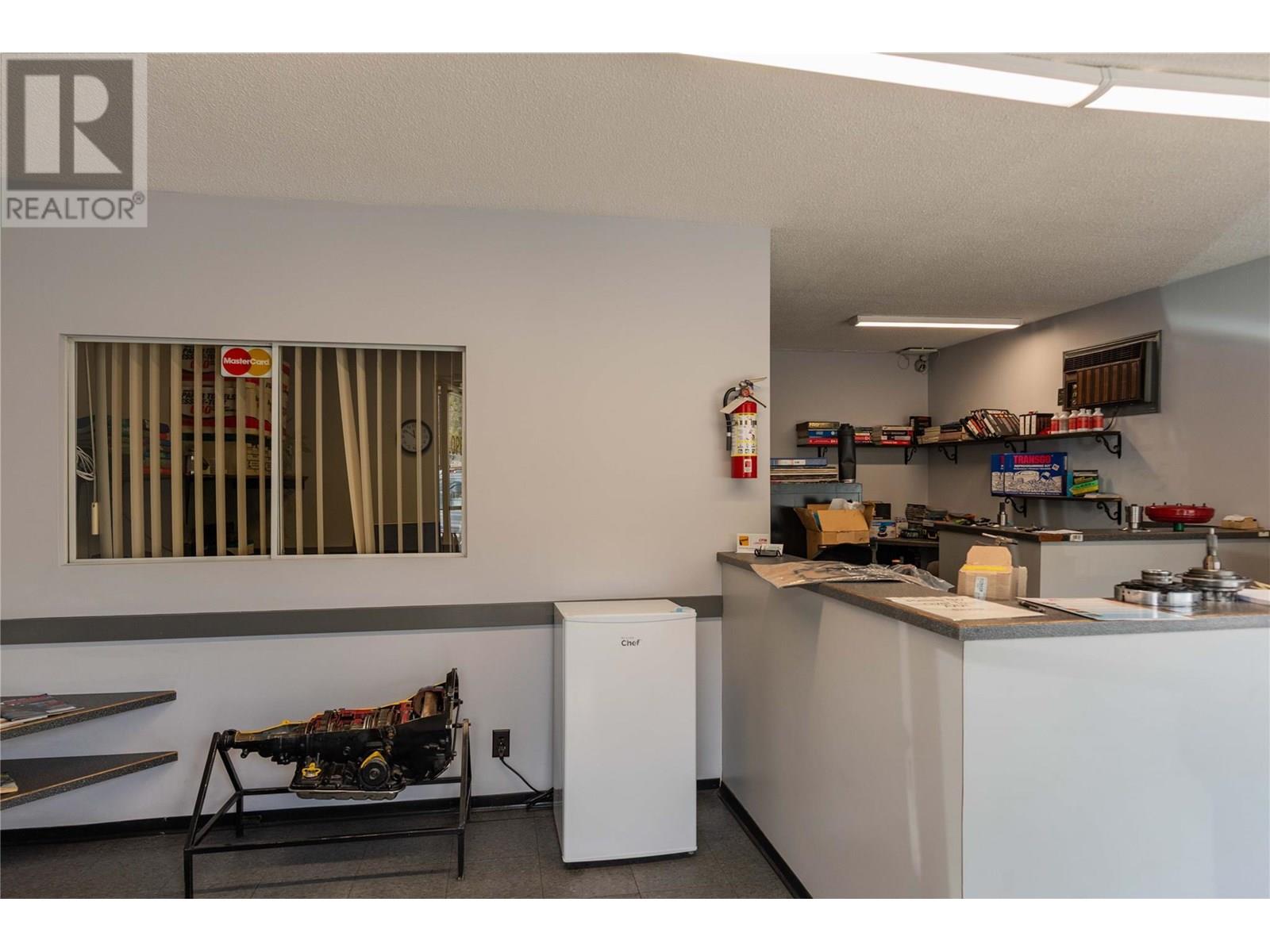 2865 B And 2929 Hiighway Drive, Trail, British Columbia  V1R 2T2 - Photo 30 - 10344222