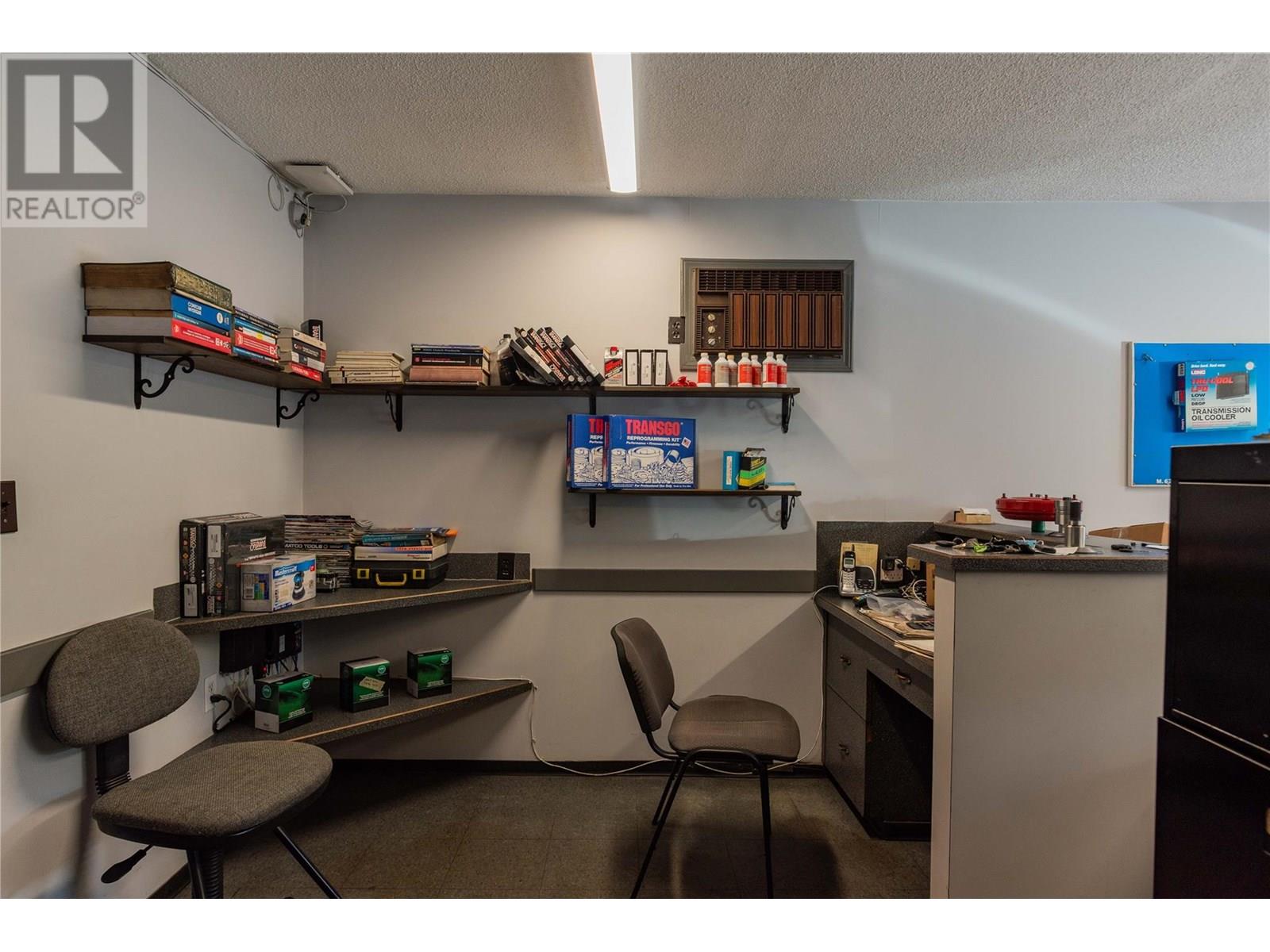 2865 B And 2929 Hiighway Drive, Trail, British Columbia  V1R 2T2 - Photo 31 - 10344222