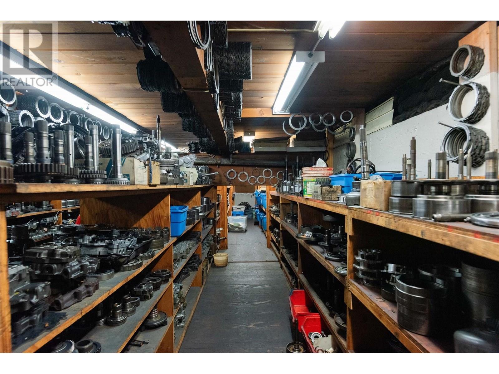 2865 B And 2929 Hiighway Drive, Trail, British Columbia  V1R 2T2 - Photo 49 - 10344222