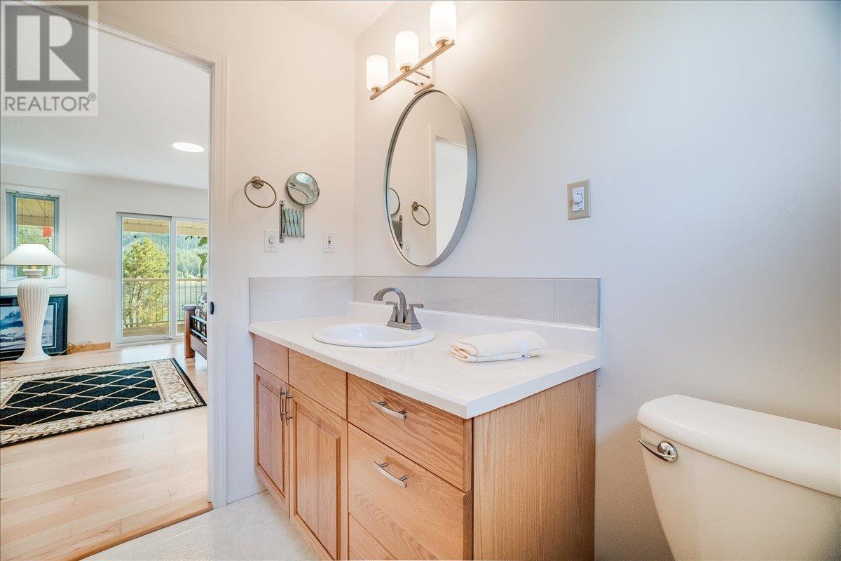 7620 3a Highway, Balfour, British Columbia  V0G 1C0 - Photo 19 - 10354089