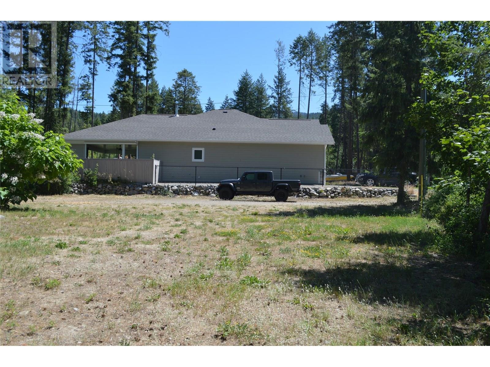60 Kingsley Road, Christina Lake, British Columbia  V0H 1E2 - Photo 26 - 10354146