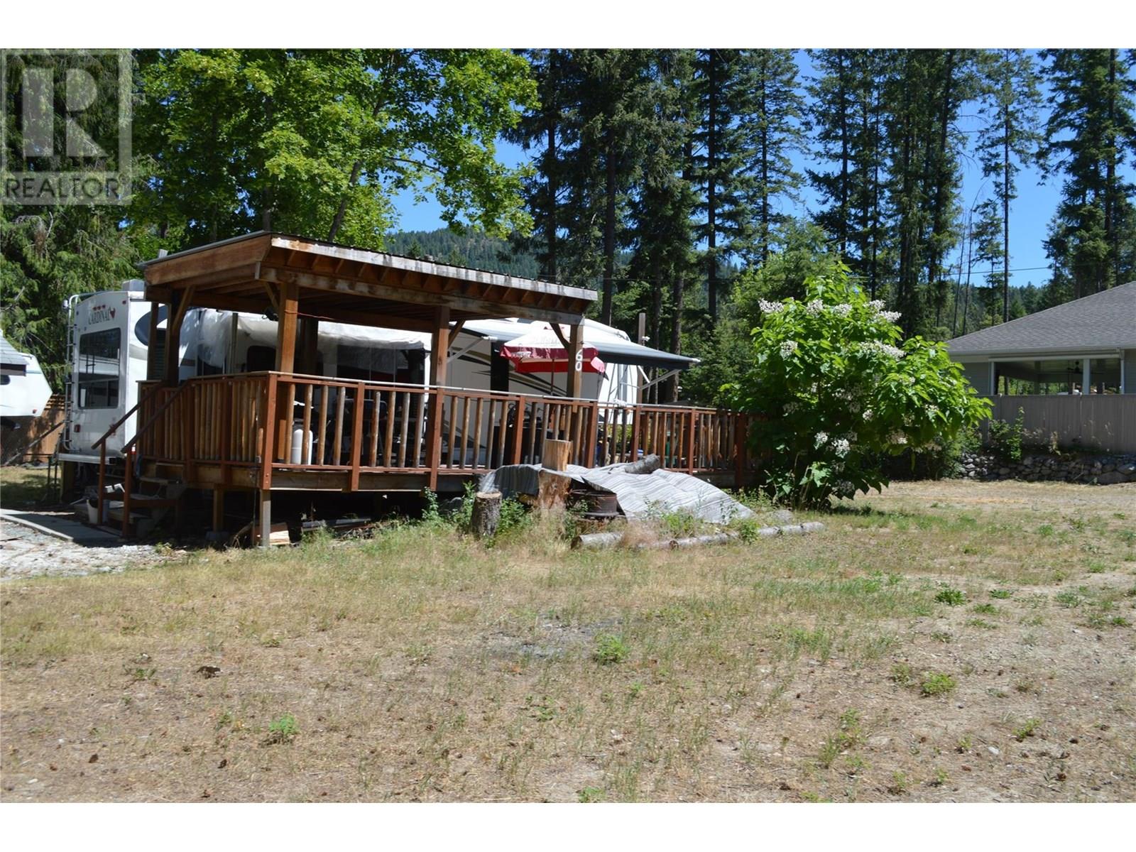 60 Kingsley Road, Christina Lake, British Columbia  V0H 1E2 - Photo 27 - 10354146