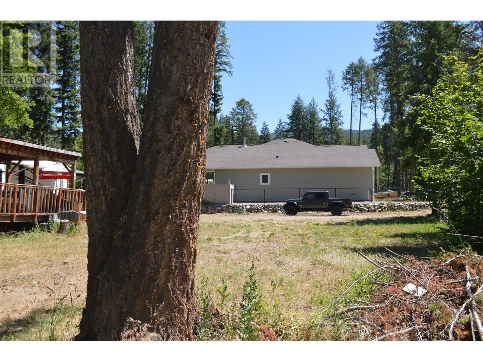 60 Kingsley Road, Christina Lake, British Columbia  V0H 1E2 - Photo 28 - 10354146