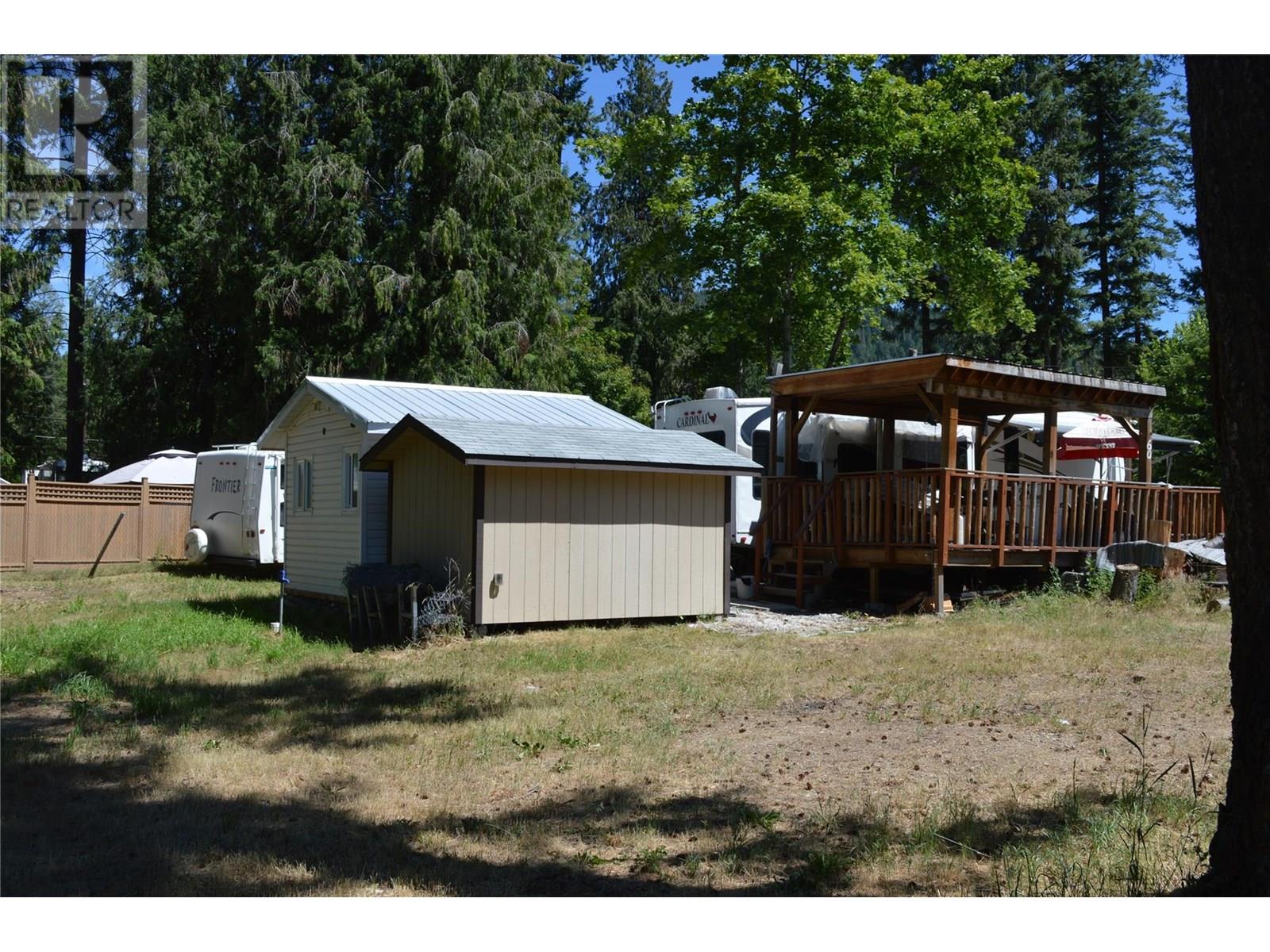 60 Kingsley Road, Christina Lake, British Columbia  V0H 1E2 - Photo 29 - 10354146