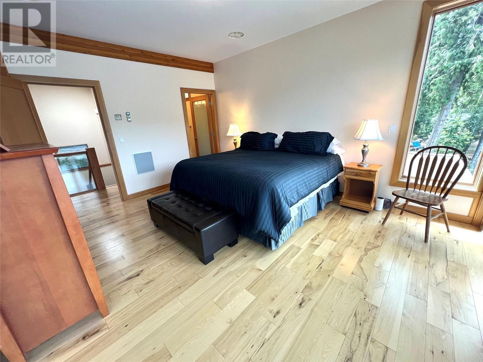 2411 Sunset Drive, Christina Lake, British Columbia  V0H 1E2 - Photo 18 - 10353981