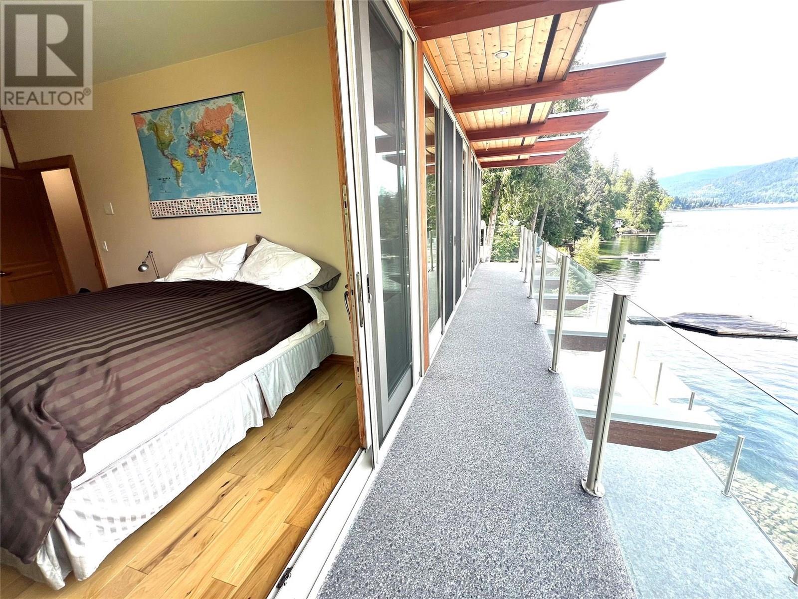 2411 Sunset Drive, Christina Lake, British Columbia  V0H 1E2 - Photo 25 - 10353981