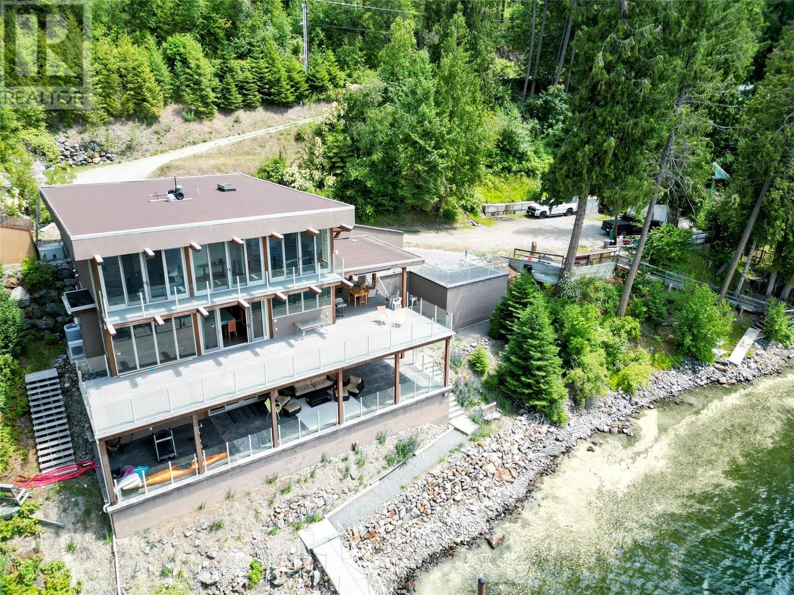 2411 Sunset Drive, Christina Lake, British Columbia  V0H 1E2 - Photo 38 - 10353981