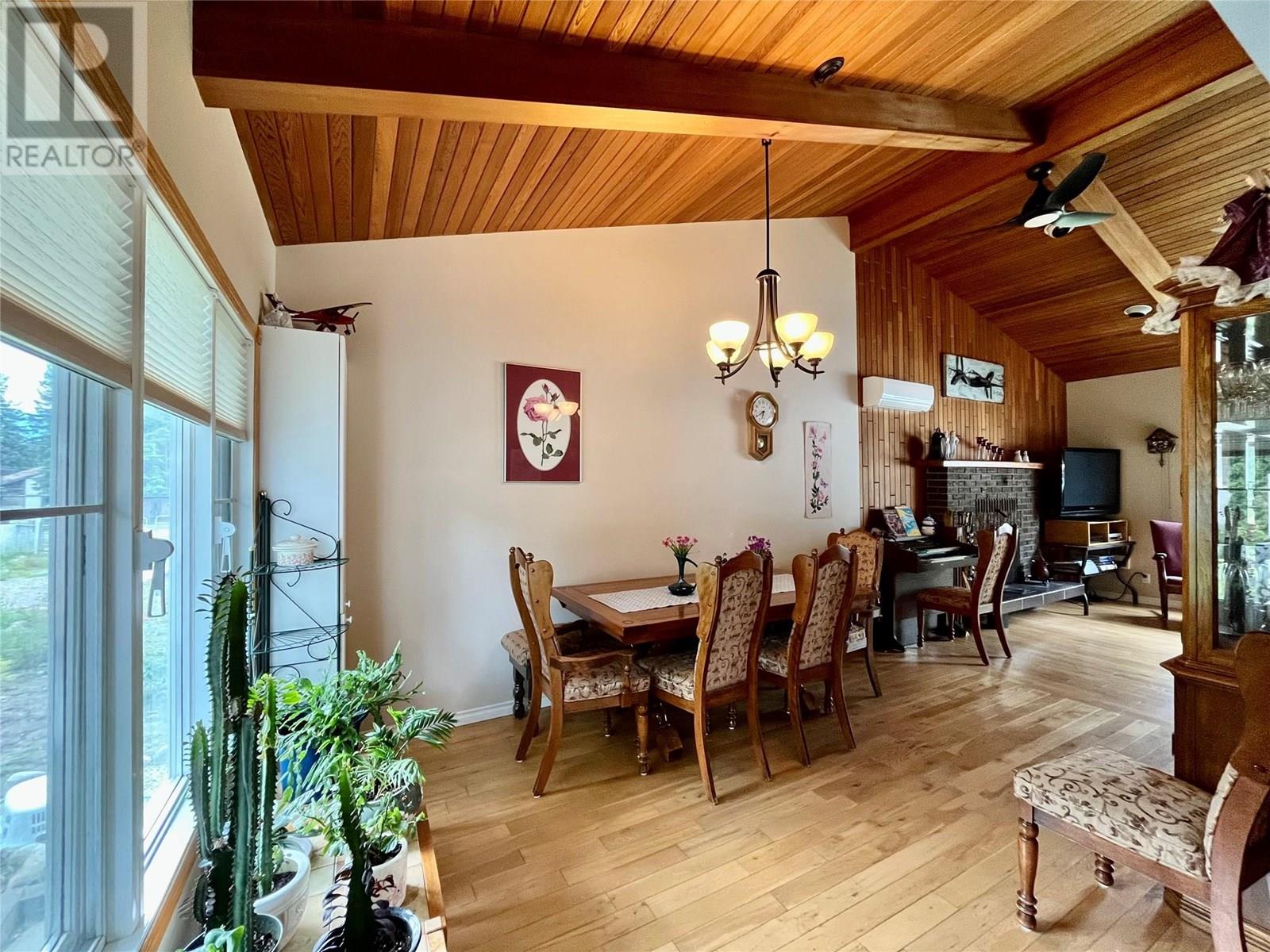 609 10th Avenue Nw, Nakusp, British Columbia  V0G 1R0 - Photo 10 - 10354101