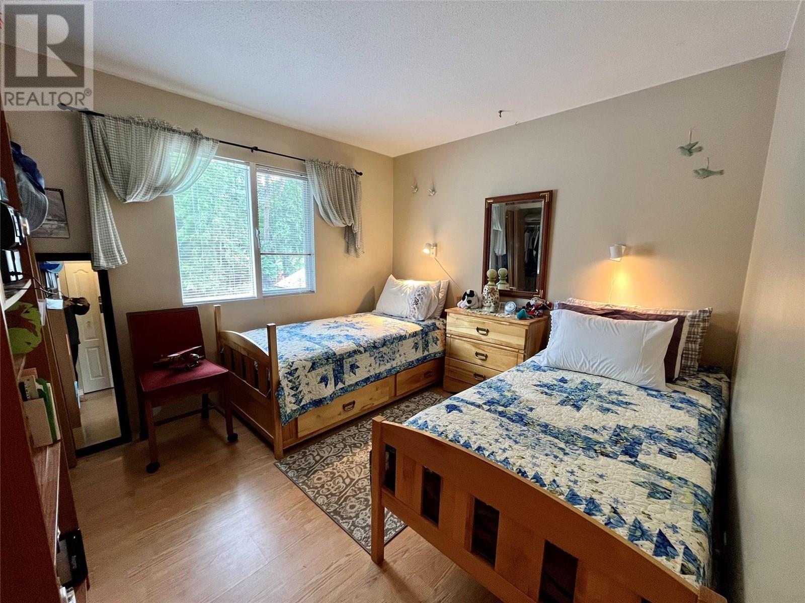 609 10th Avenue Nw, Nakusp, British Columbia  V0G 1R0 - Photo 24 - 10354101