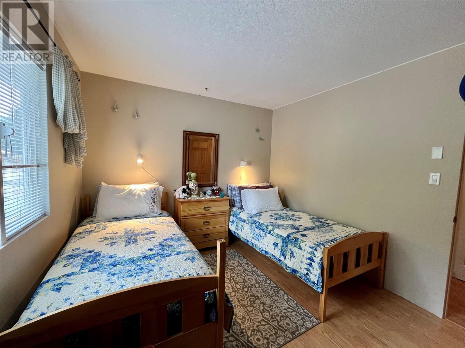 609 10th Avenue Nw, Nakusp, British Columbia  V0G 1R0 - Photo 25 - 10354101