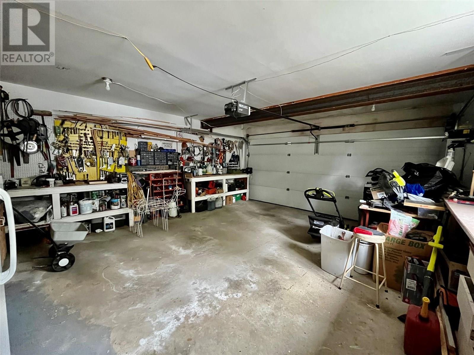 609 10th Avenue Nw, Nakusp, British Columbia  V0G 1R0 - Photo 36 - 10354101