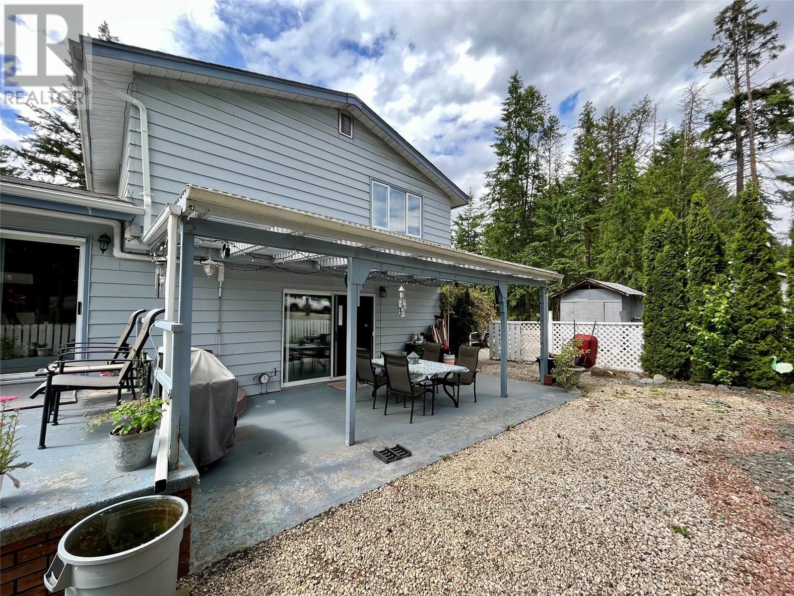 609 10th Avenue Nw, Nakusp, British Columbia  V0G 1R0 - Photo 44 - 10354101