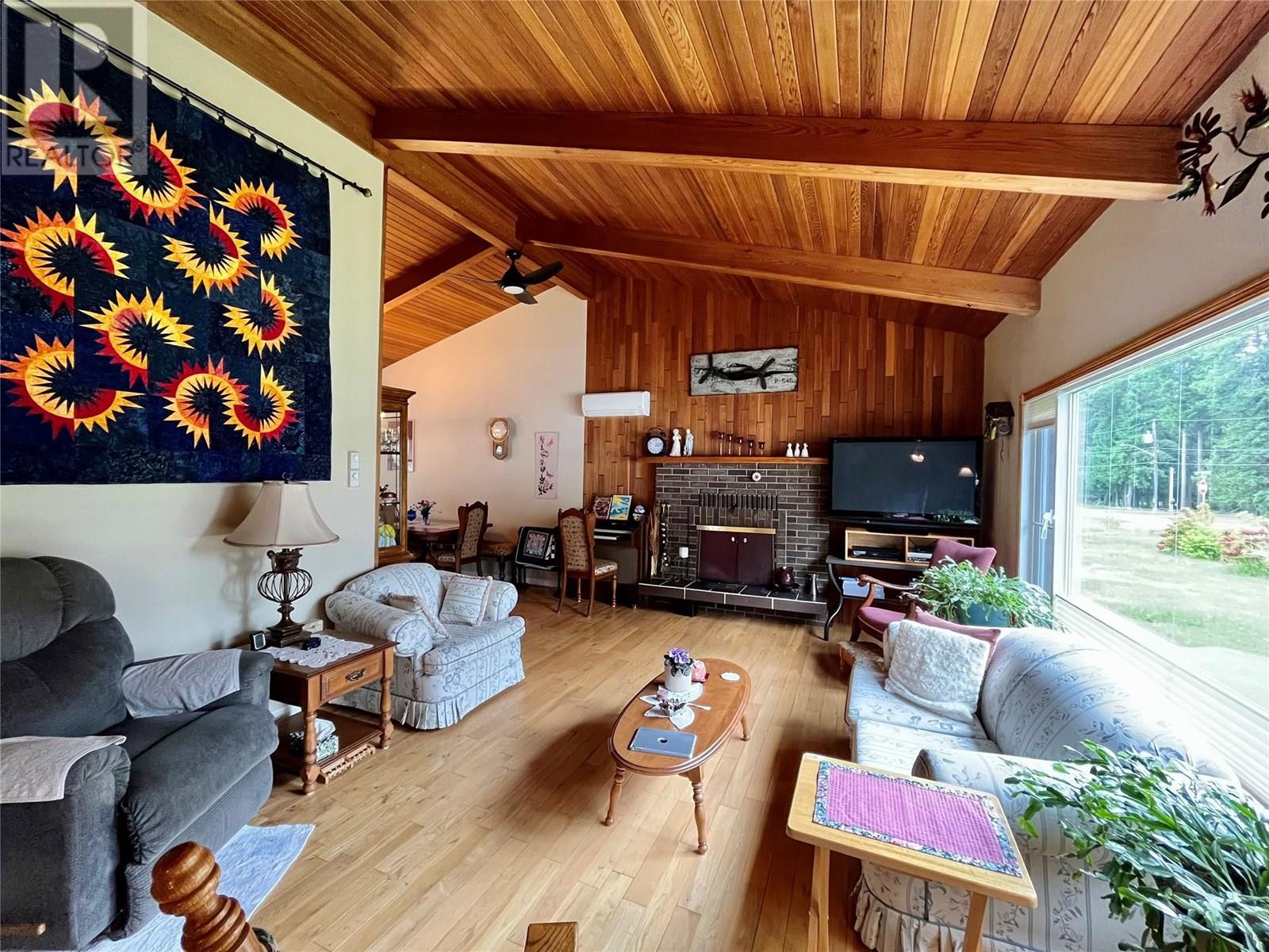 609 10th Avenue Nw, Nakusp, British Columbia  V0G 1R0 - Photo 7 - 10354101