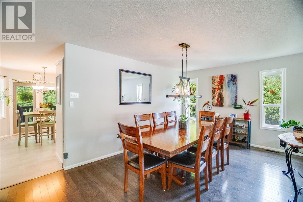 1040 Regan Crescent, Trail, British Columbia  V1R 1C4 - Photo 13 - 10353953